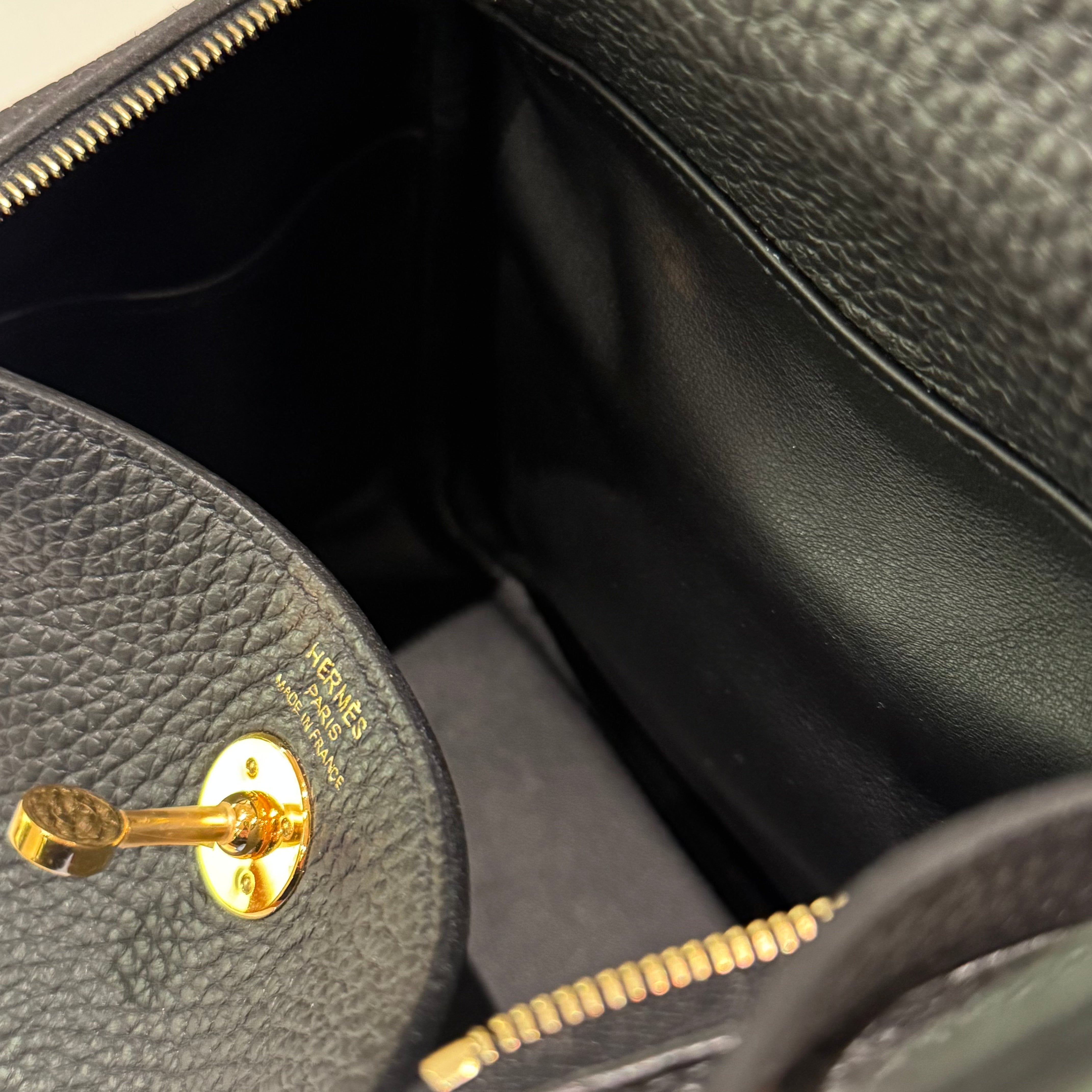 HERMÈS MINI LINDY 19 BLACK TC LEATHER WITH GOLD HARDWARE STAMP B