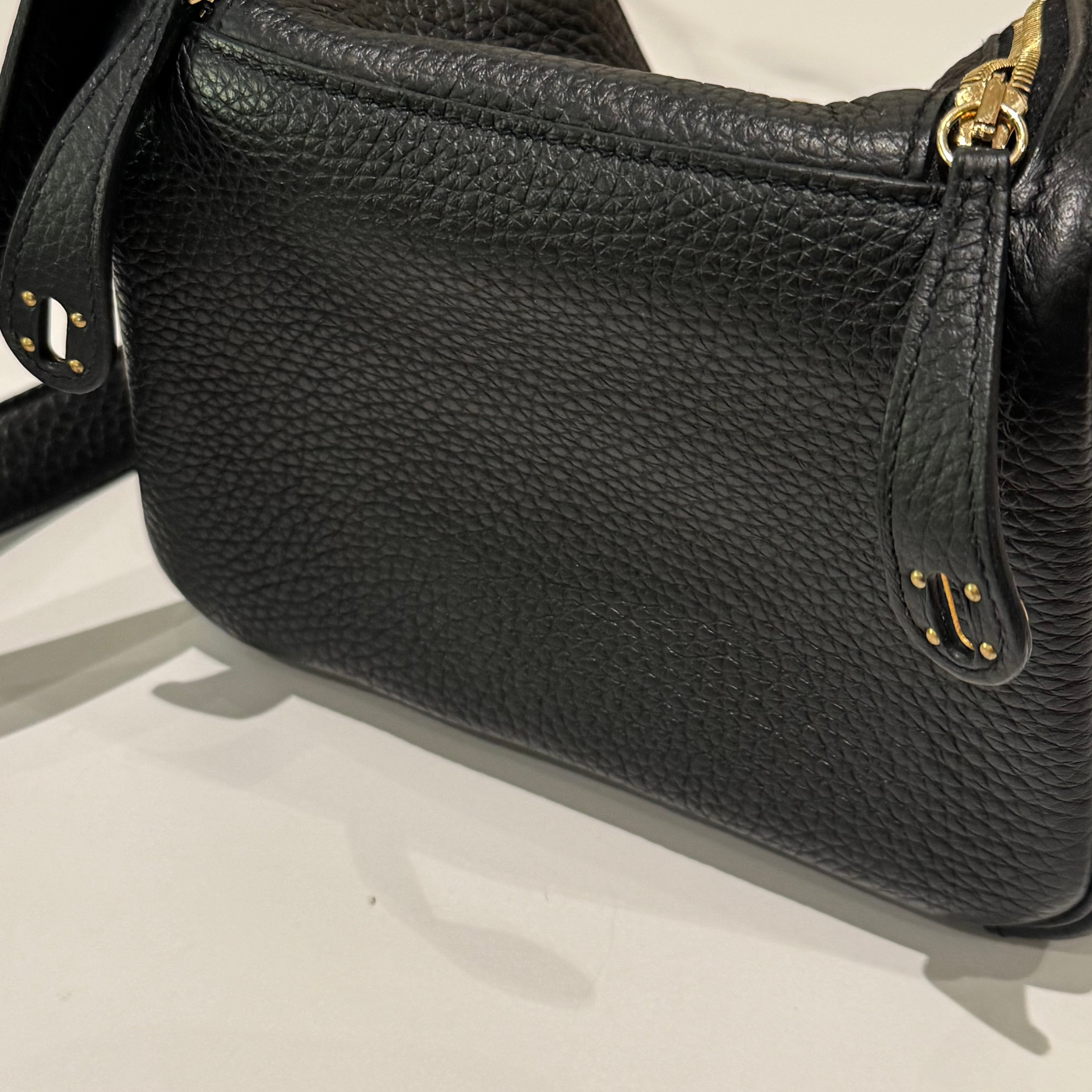 HERMÈS MINI LINDY 19 BLACK TC LEATHER WITH GOLD HARDWARE STAMP B