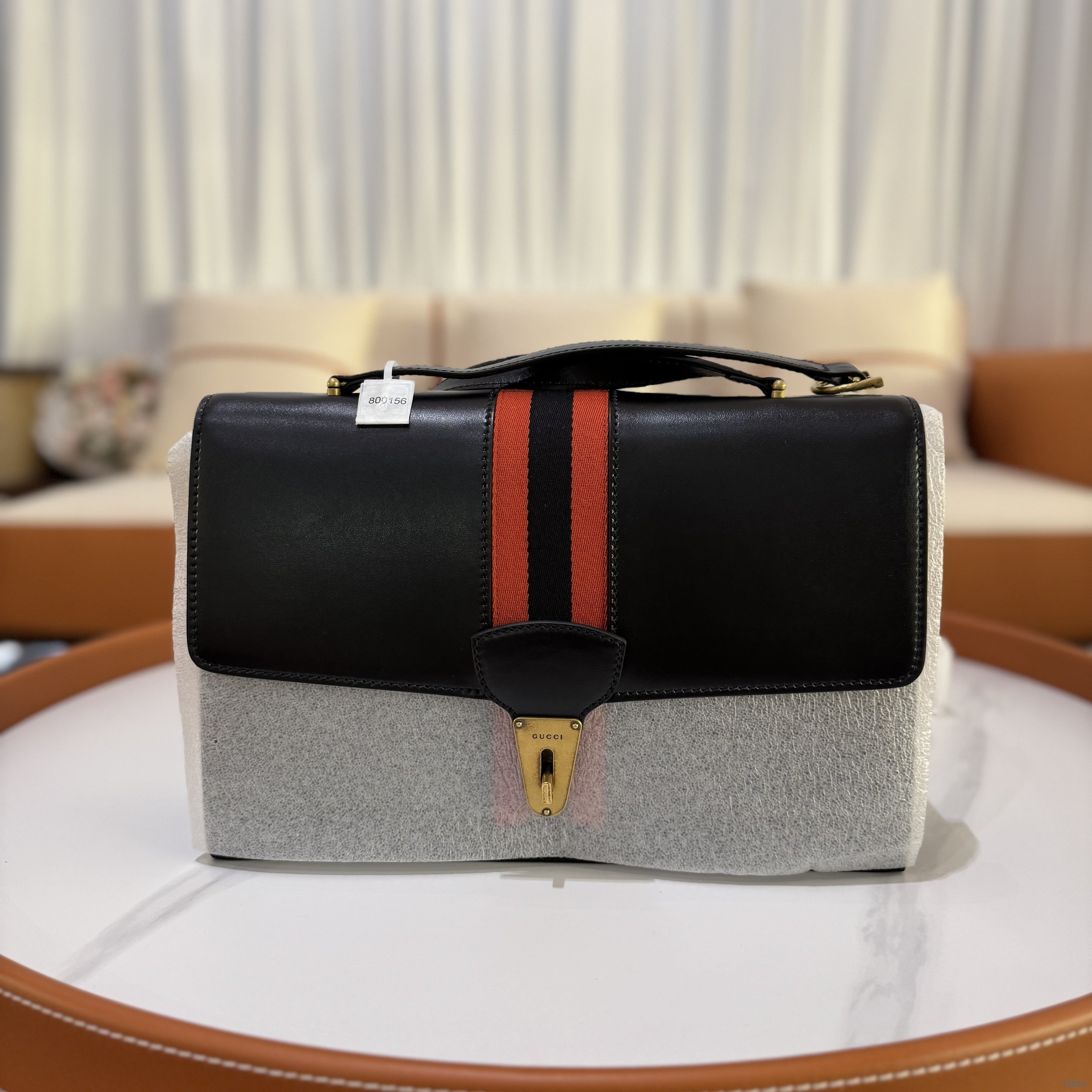 GUCCI BLACK SHOULDER BAG