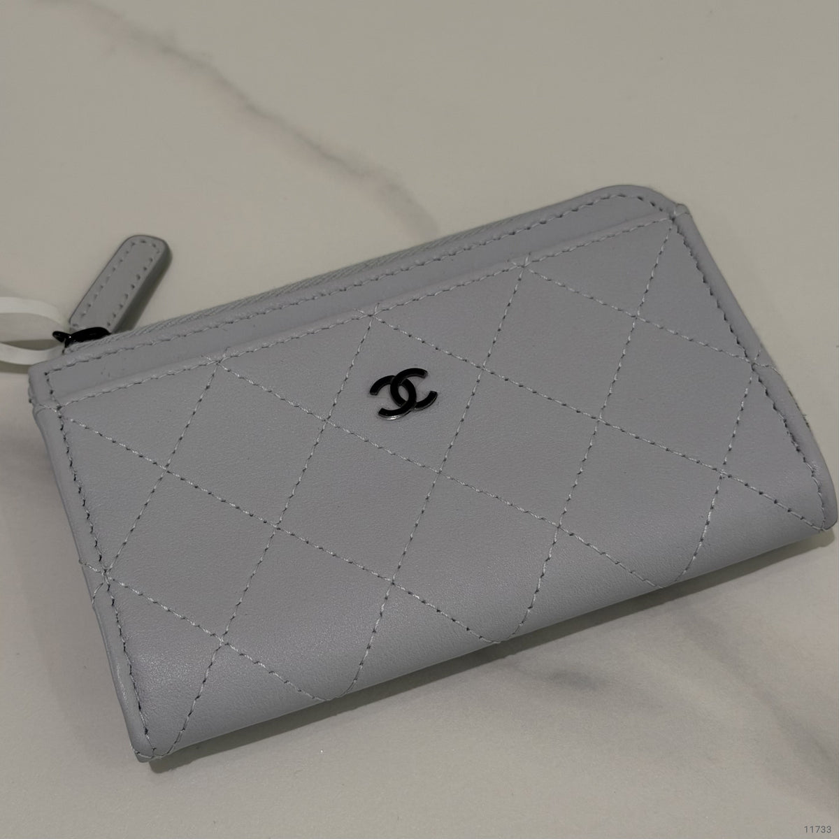 Chanel Grey Zipped Card Holder | COLLINS RAIN