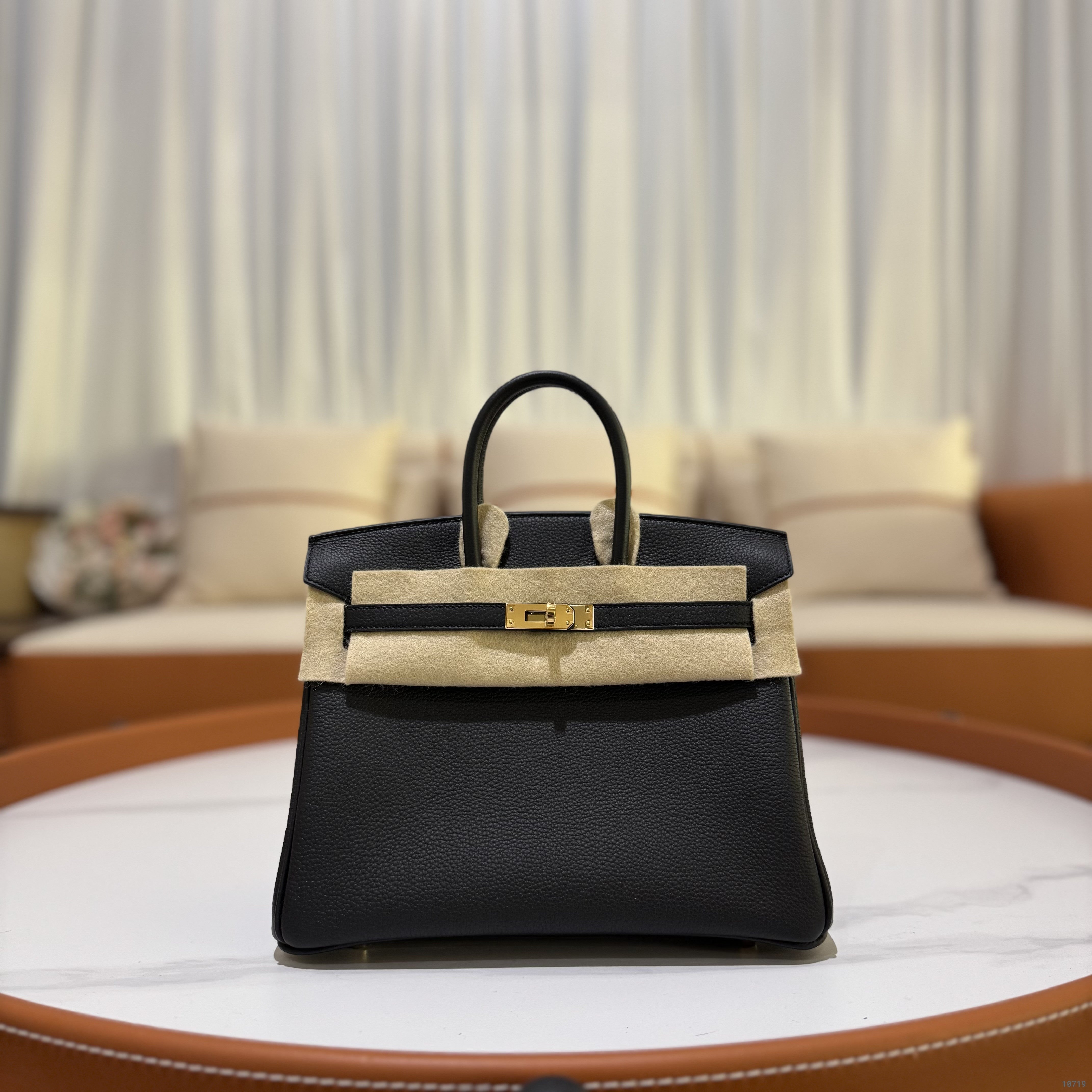 HERMES BIRKIN 25 TOGO BLACK WITH GOLD HARDWARE STAMP W (2025 INVOICE)