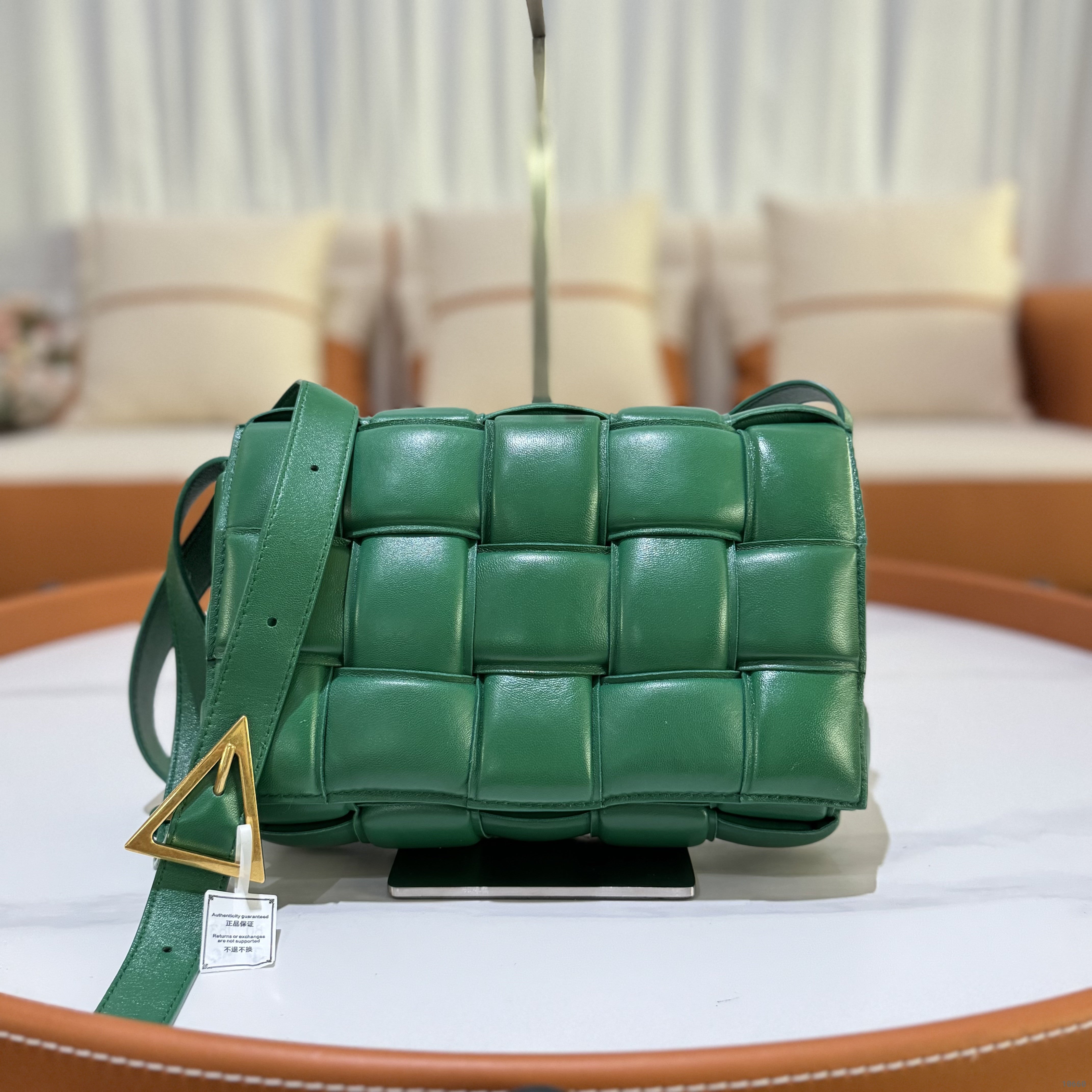 BOTTEGA VENETA CASSETTE PILLOW BAG