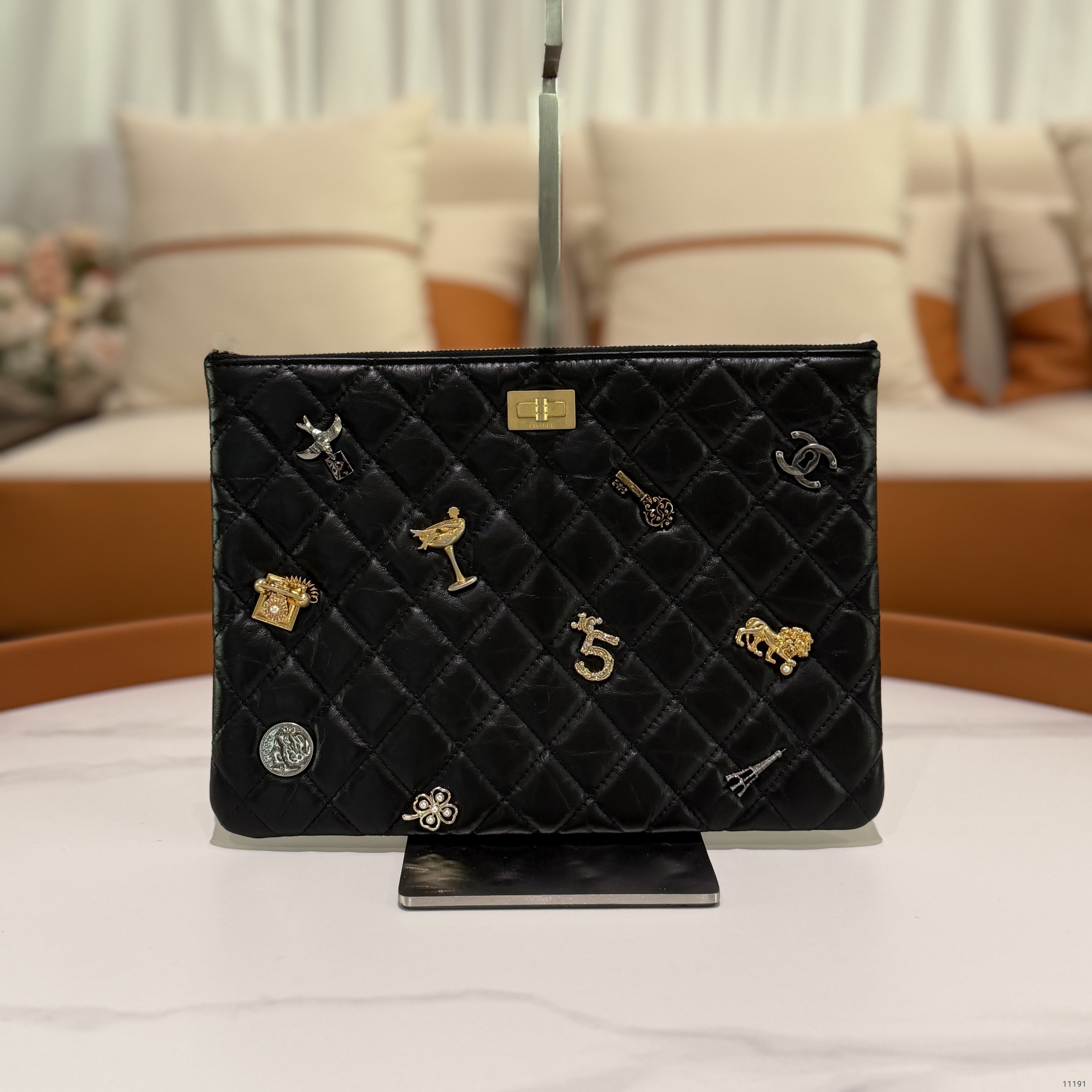 CHANEL Black Quilted Lambskin Limited Edition Badge Clutch
