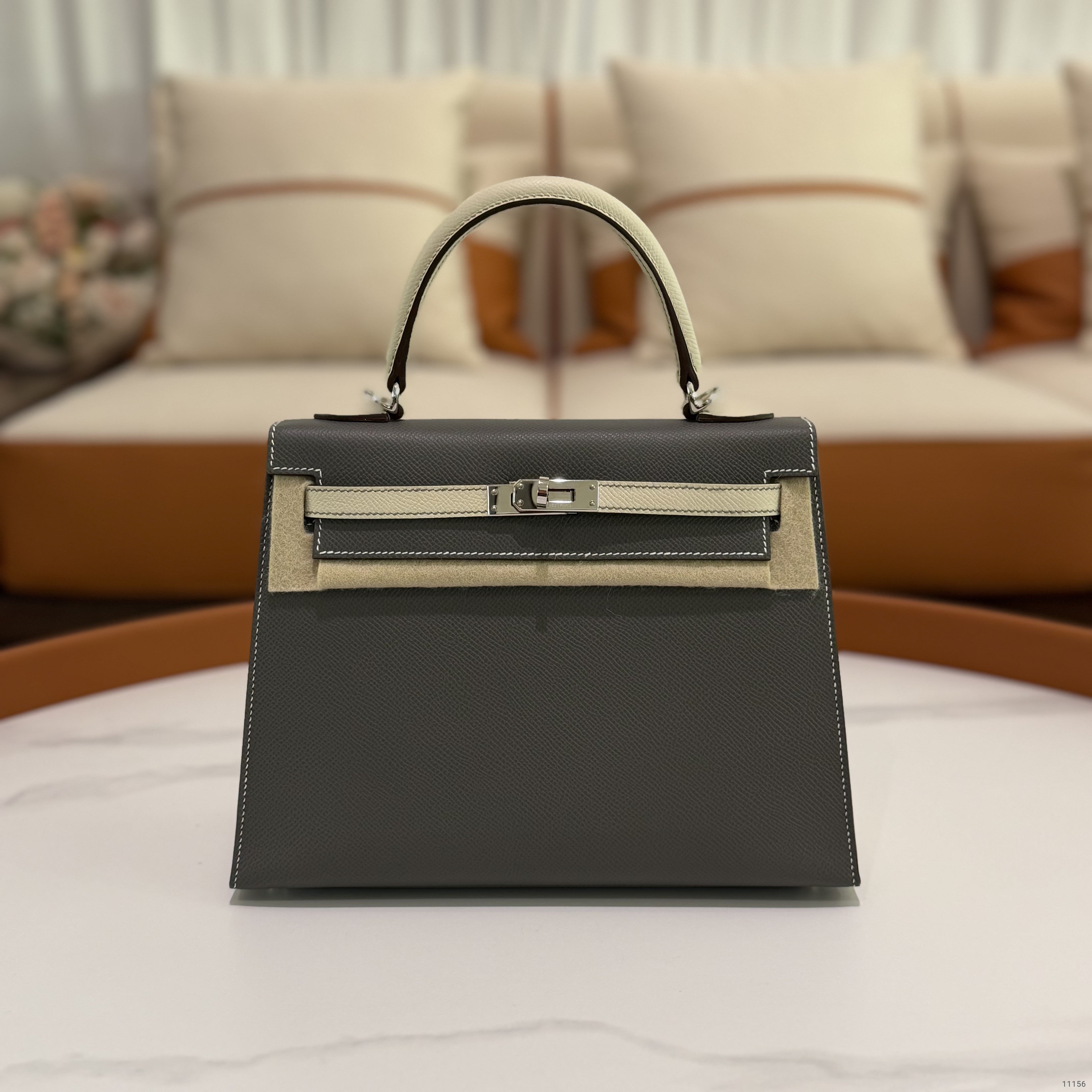 HERMÈS KELLY 25 SO GRIS ÉTAIN WITH SILVER HARDWARE EPSOM LEATHER (STAMP K)