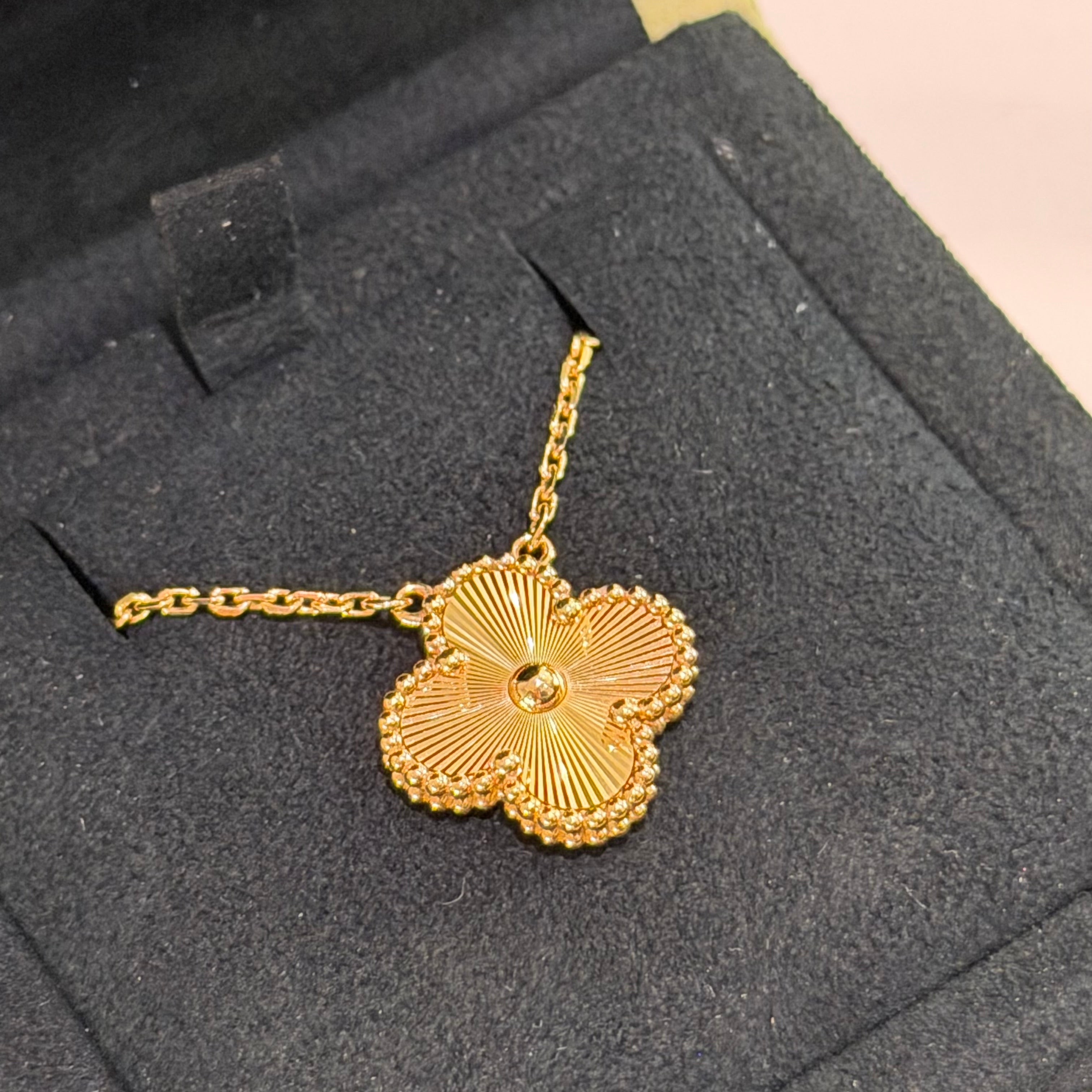 Van Cleef & Arpels Guilloché Necklace Medium Model 18K Yellow Gold