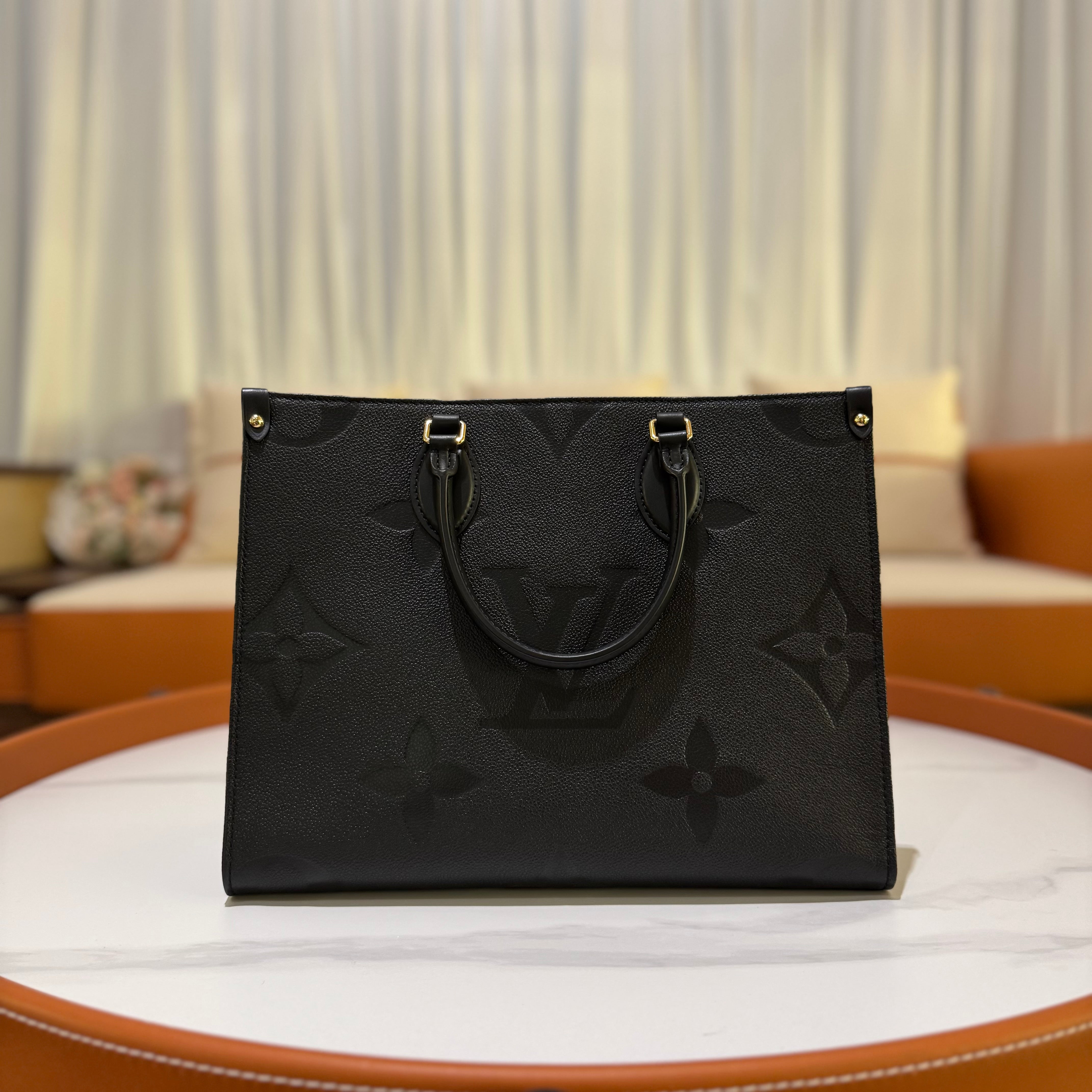 LOUIS VUITTON ON THE GO TOTE BLACK