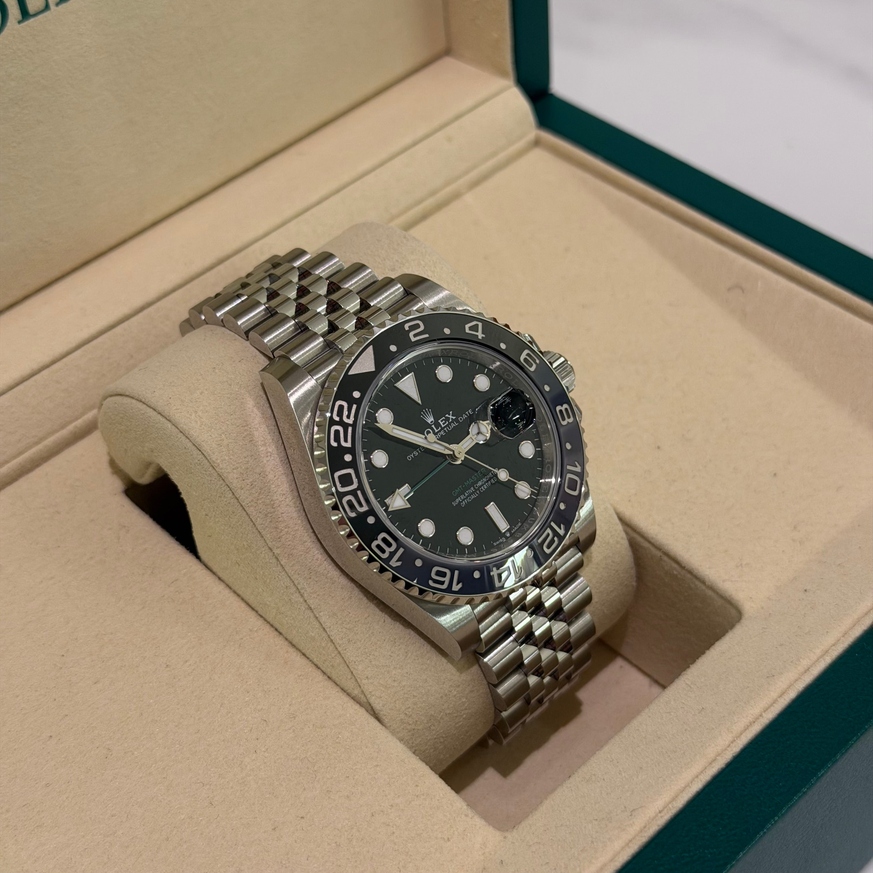 Rolex GMT-Master II 126710GRNR