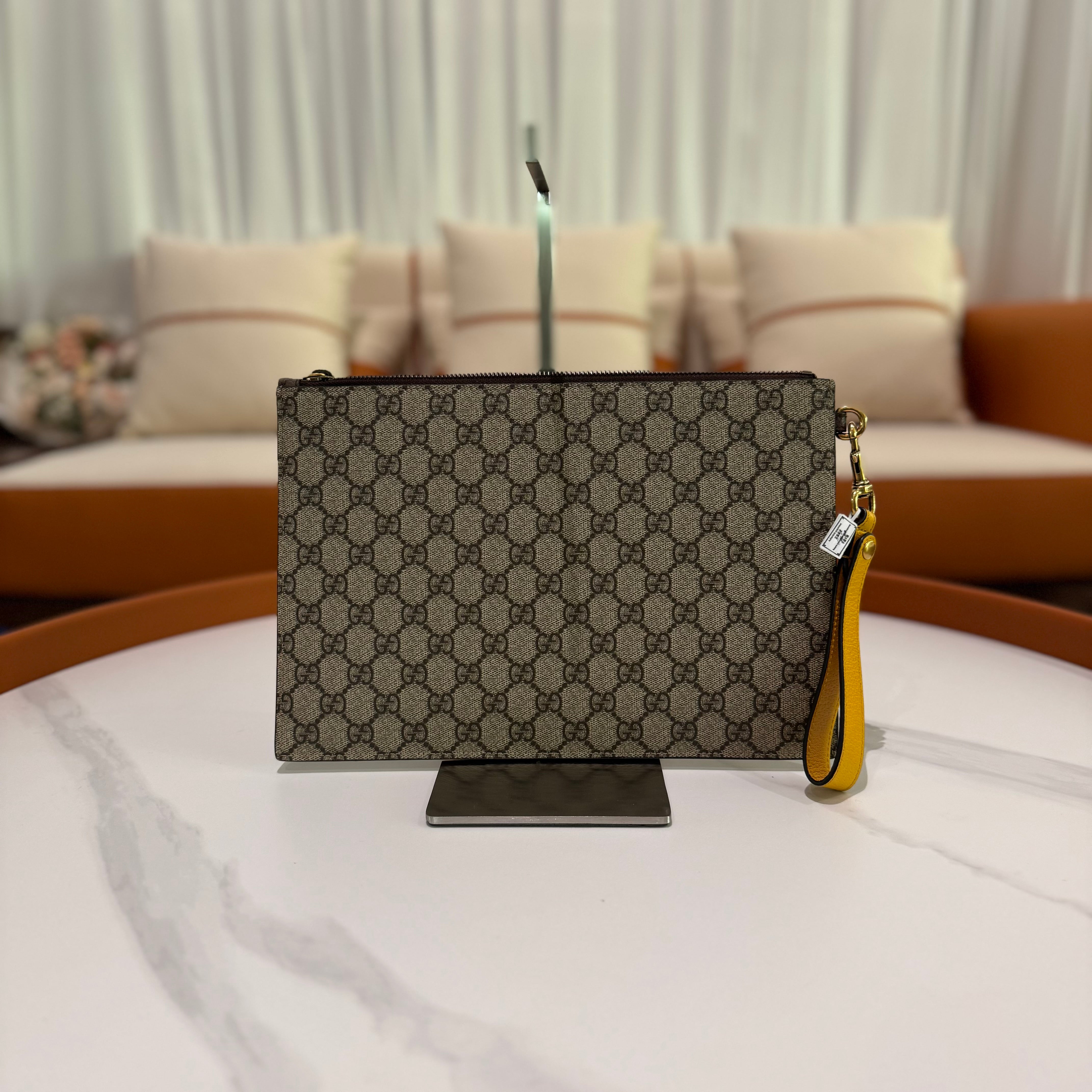 GUCCI METAL TIGER HEAD CLUTCH