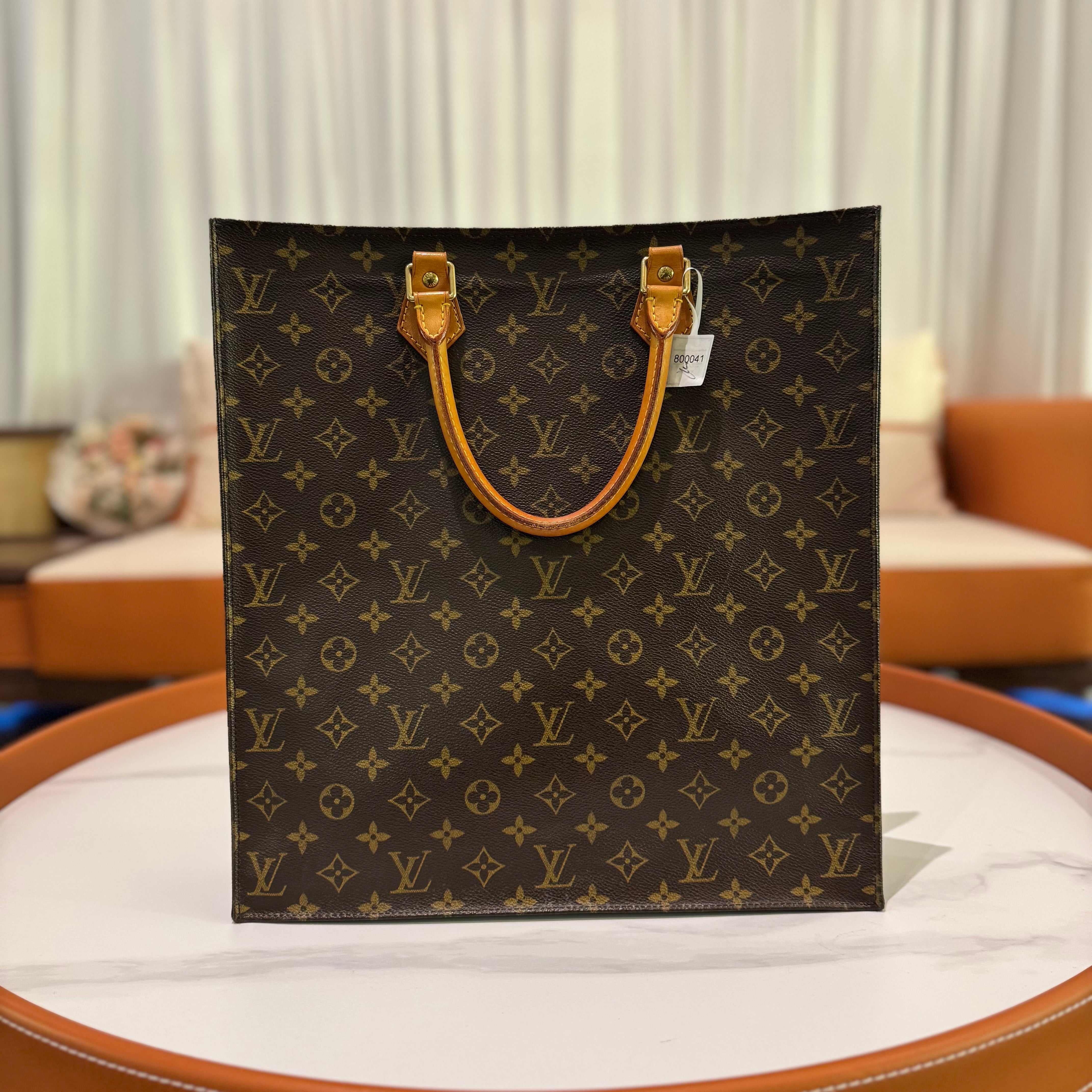 LOUIS VUITTON TOTE BAG