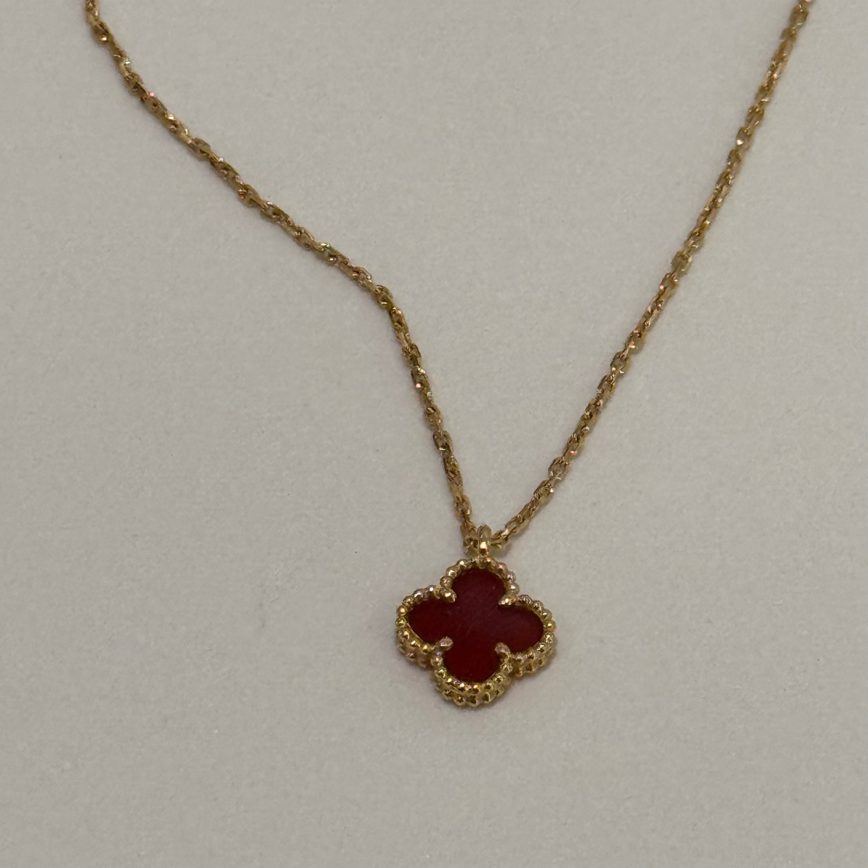 VAN CLEEF & ARPELS SWEET ALHAMBRA PENDANT CARNELIAN / ROSE GOLD