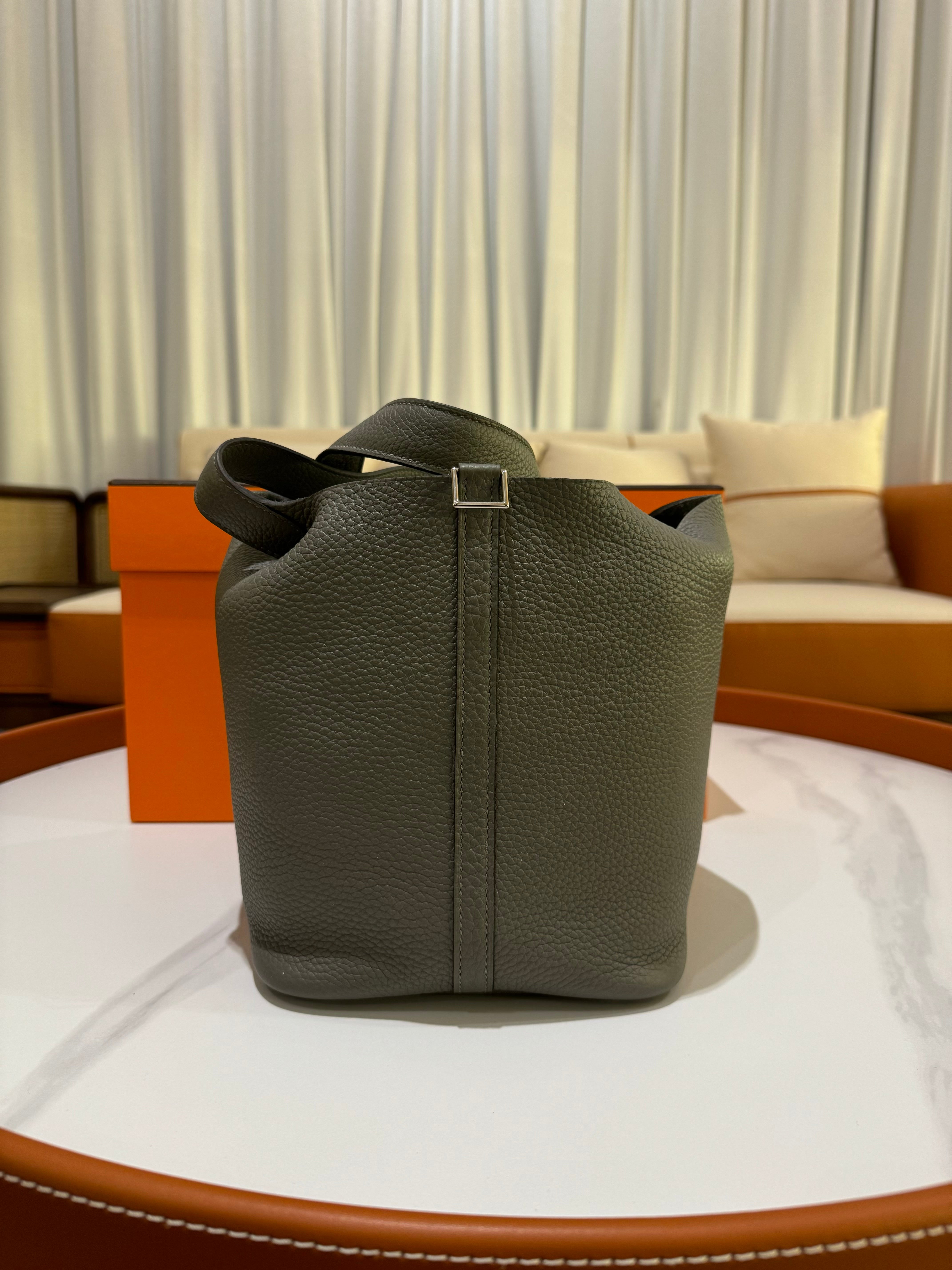 HERMES PICOTIN 22 CLOUD GRAY STAMP U | COLLINS RAIN