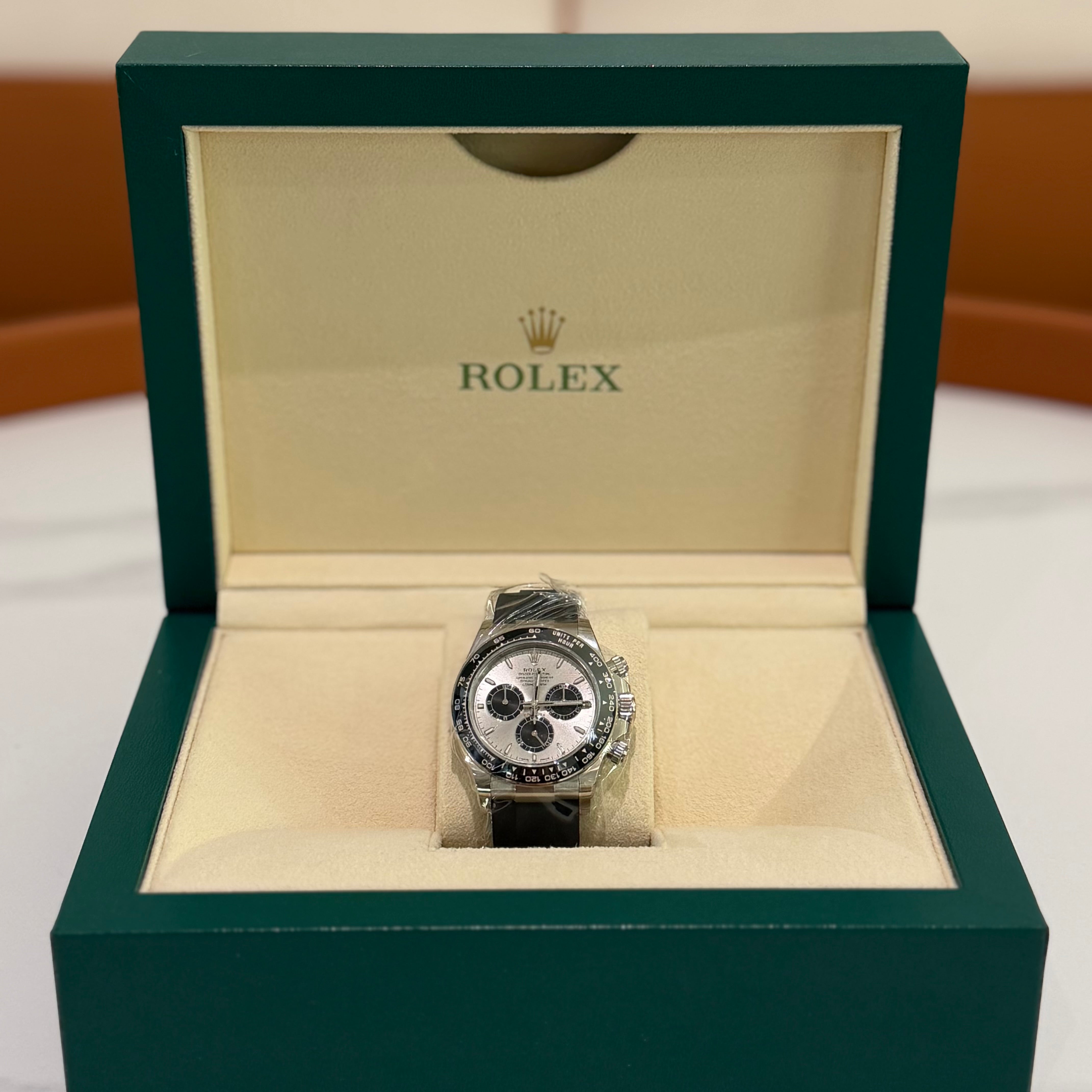 ROLEX Daytona 126519 White Gold “Cement Grey” Oysterflex