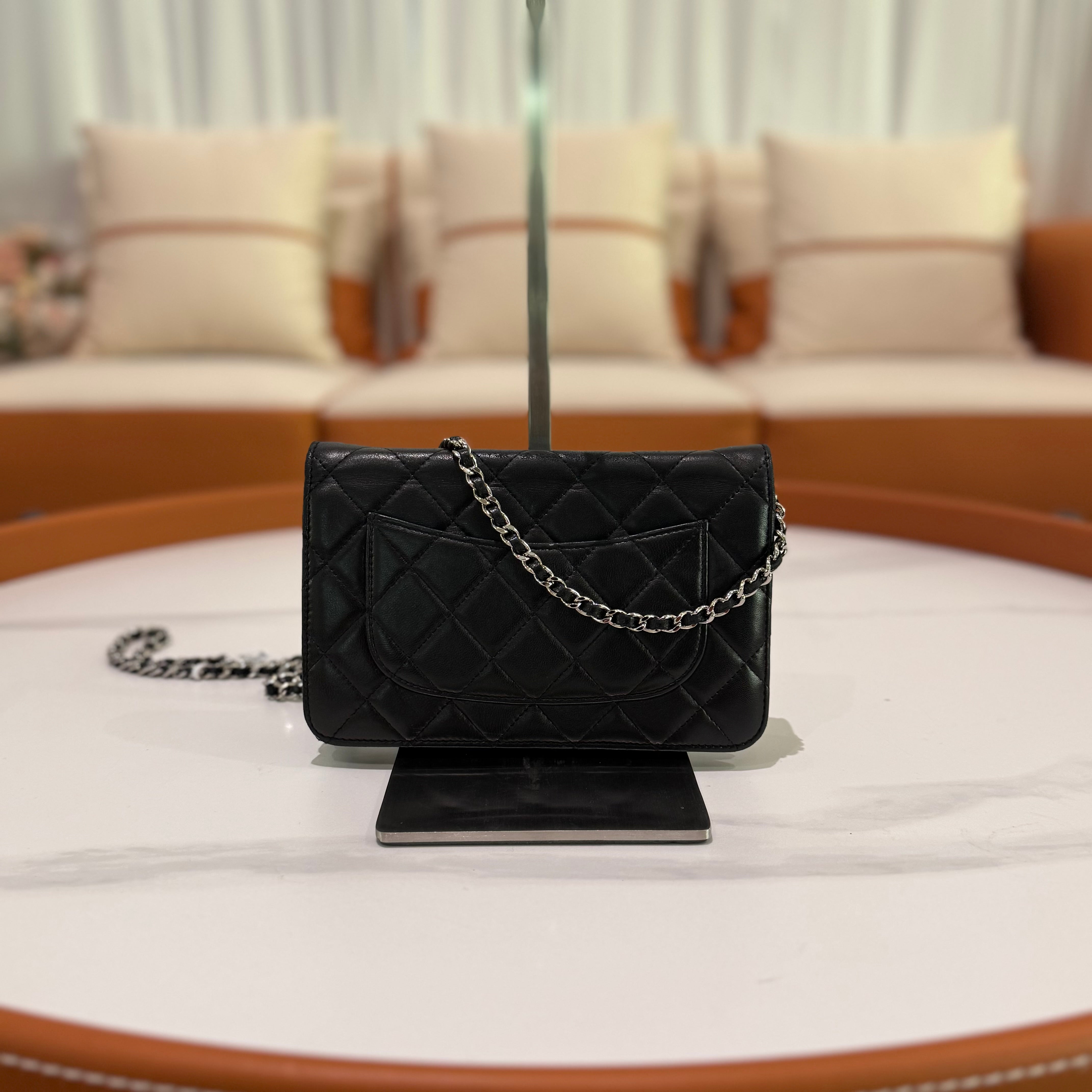 CHANEL CLASSIC WALLET ON CHAIN GRAINED CALFSKIN BLACK