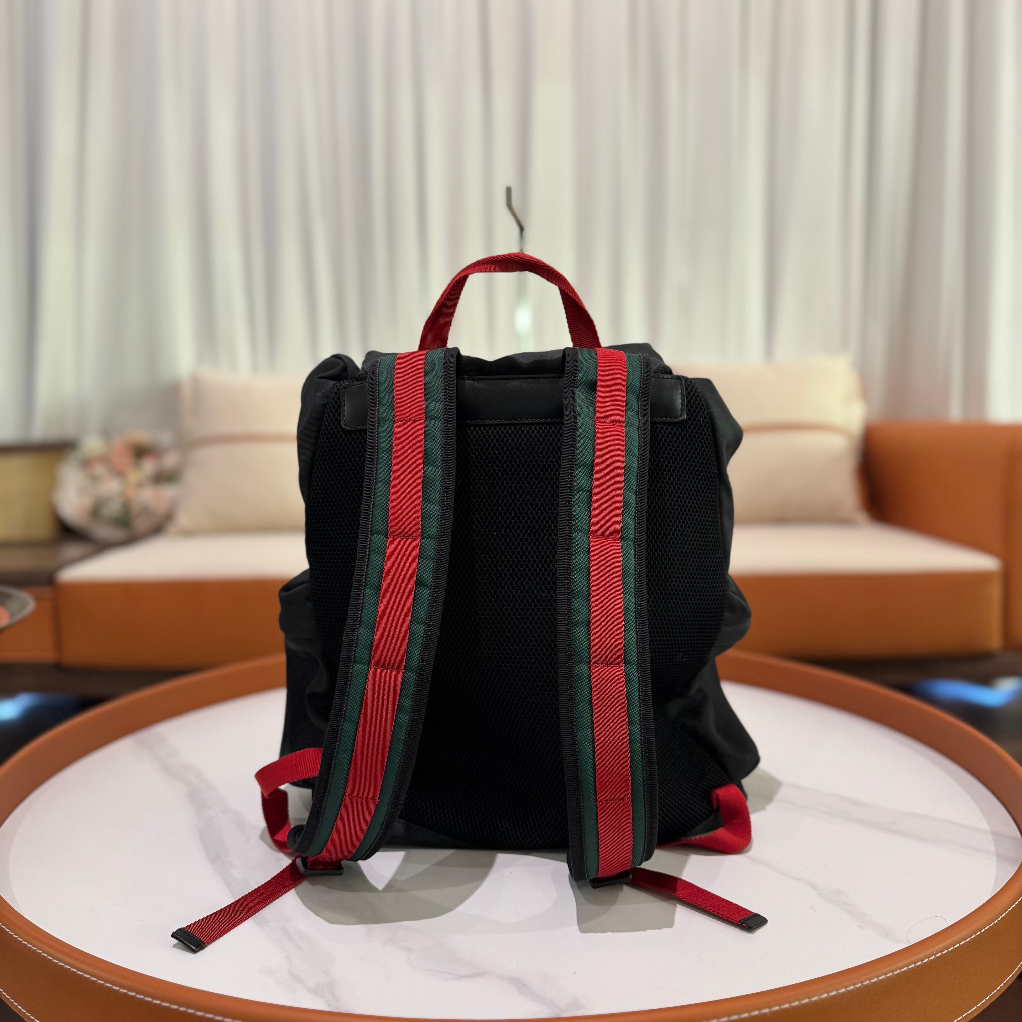 GUCCI BLACK TIGER HEAD BACKPACK