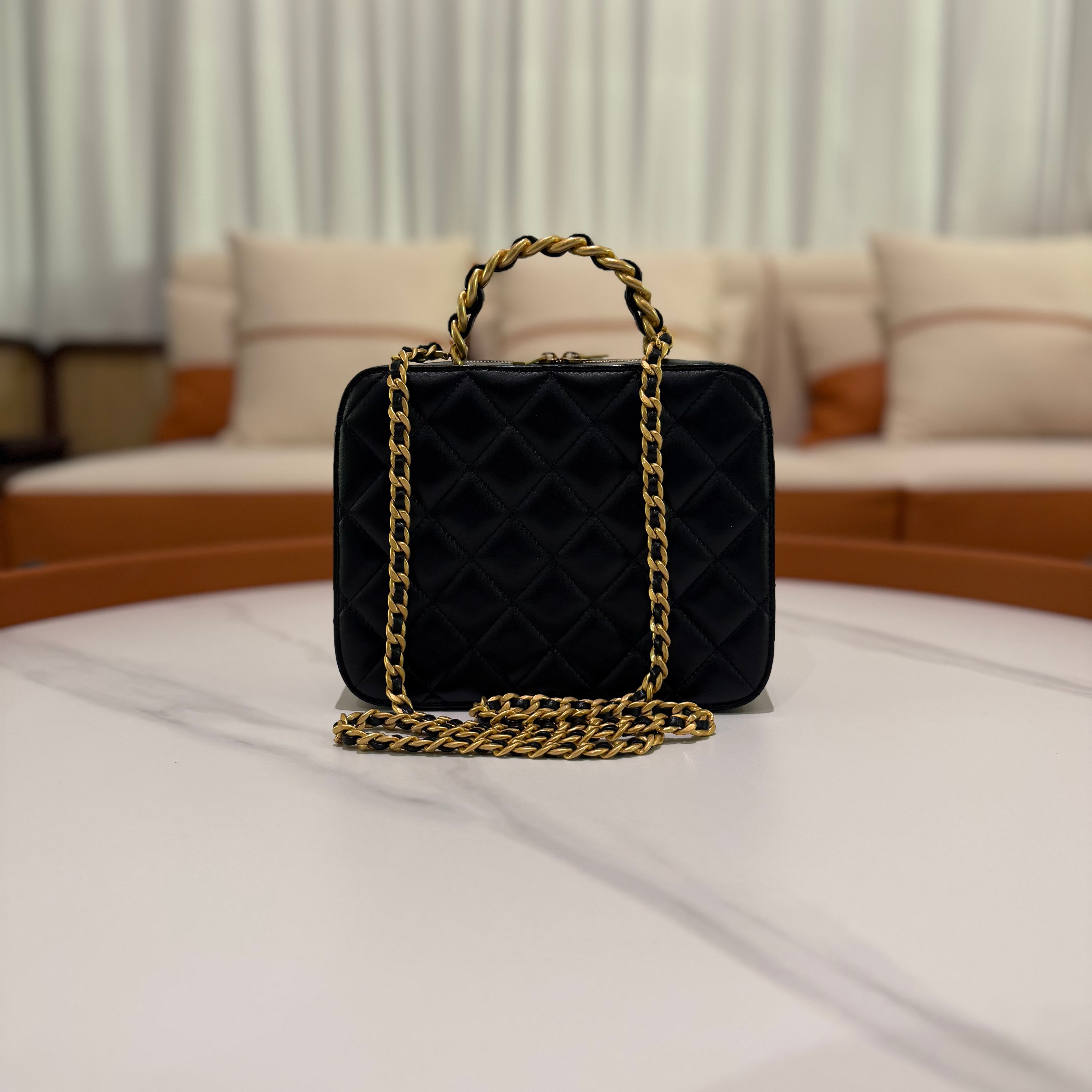 Chanel 22A Black Lambskin Vanity Case (Chip Model)