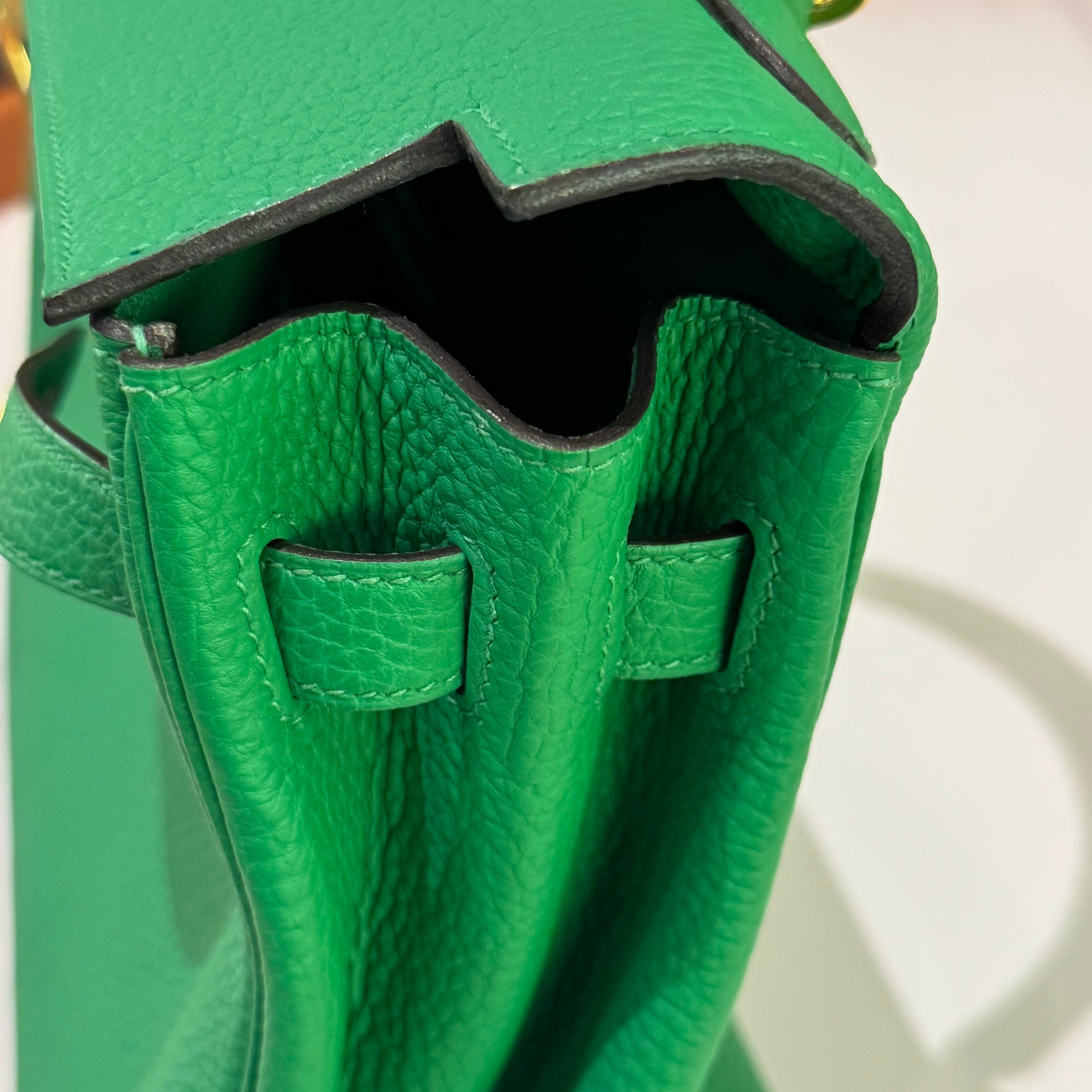 HERMÈS KELLY 32 VERT BAMBOU TOGO LEATHER WITH PALLADIUM HARDWARE (X STAMP)