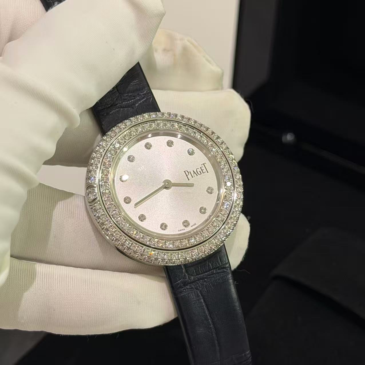 Piaget Possession G0A43090 18K White Gold Watch (After-Set Diamonds)