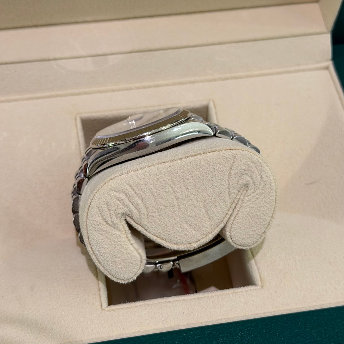 Rolex Datejust 36 126234 Purple Dial