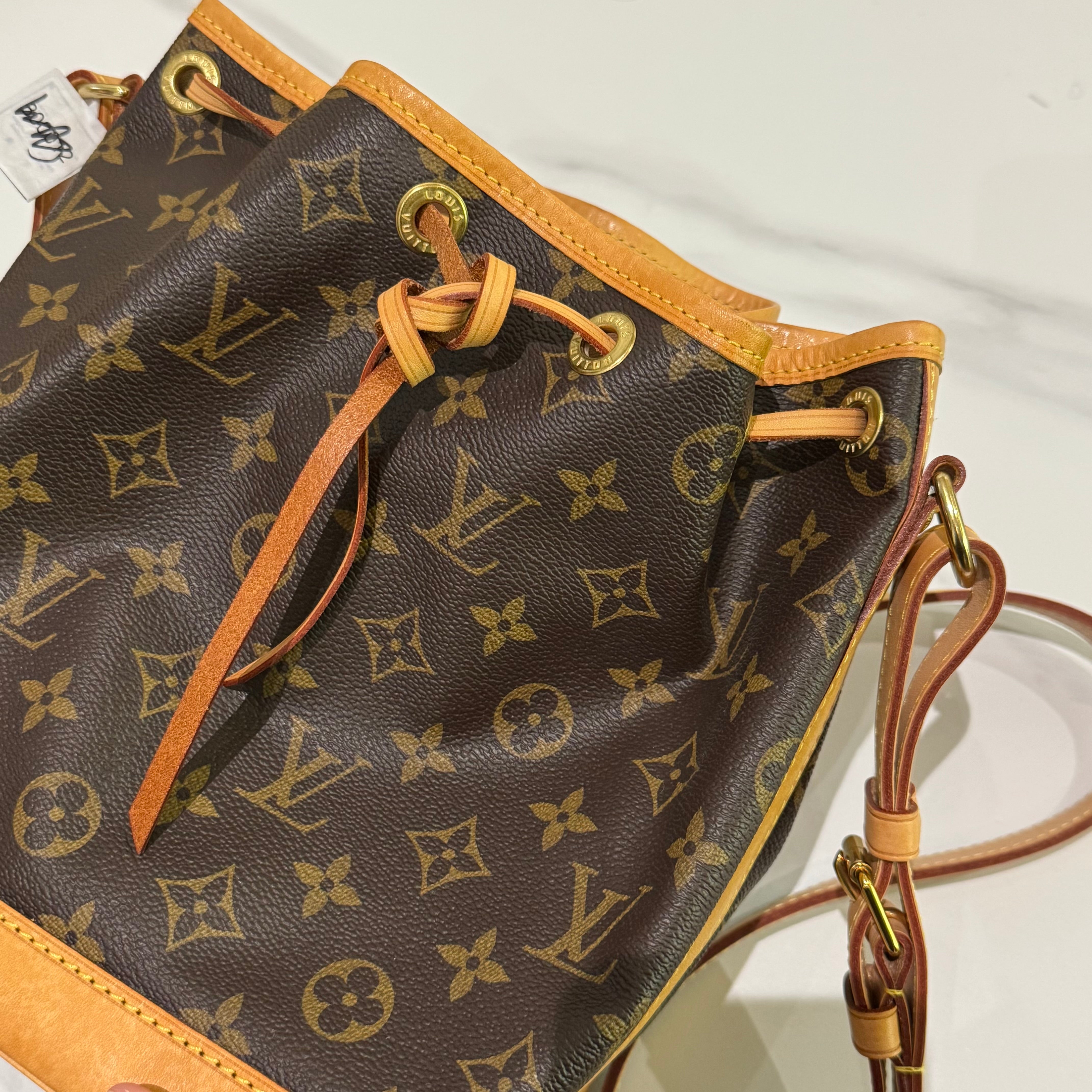 LOUIS VUITTON NOÉ BB DRAWSTRING BUCKET SHOULDER BAG