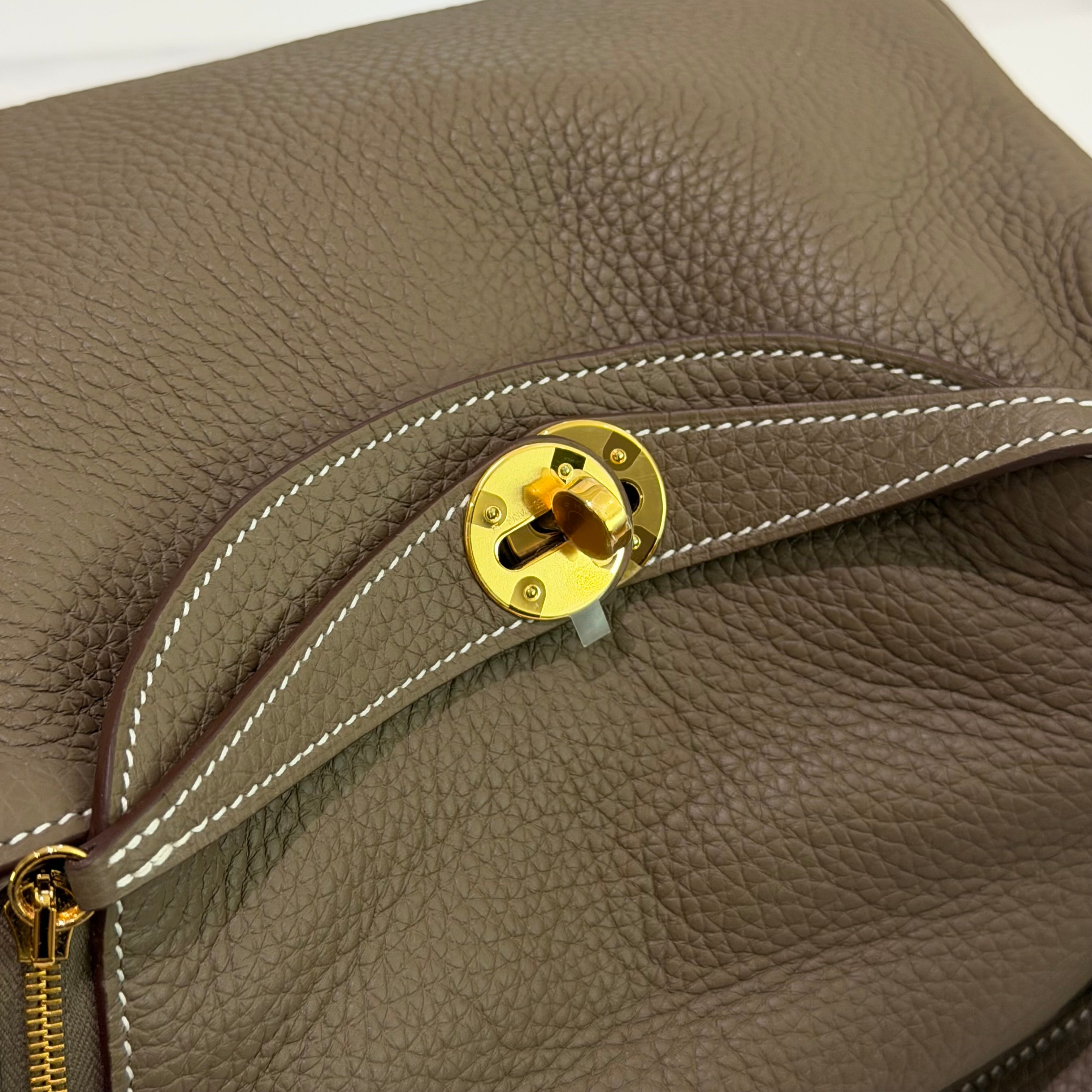 Hermes Lindy 26 Etoupe with Gold Hardware TC Leather (B Stamp)