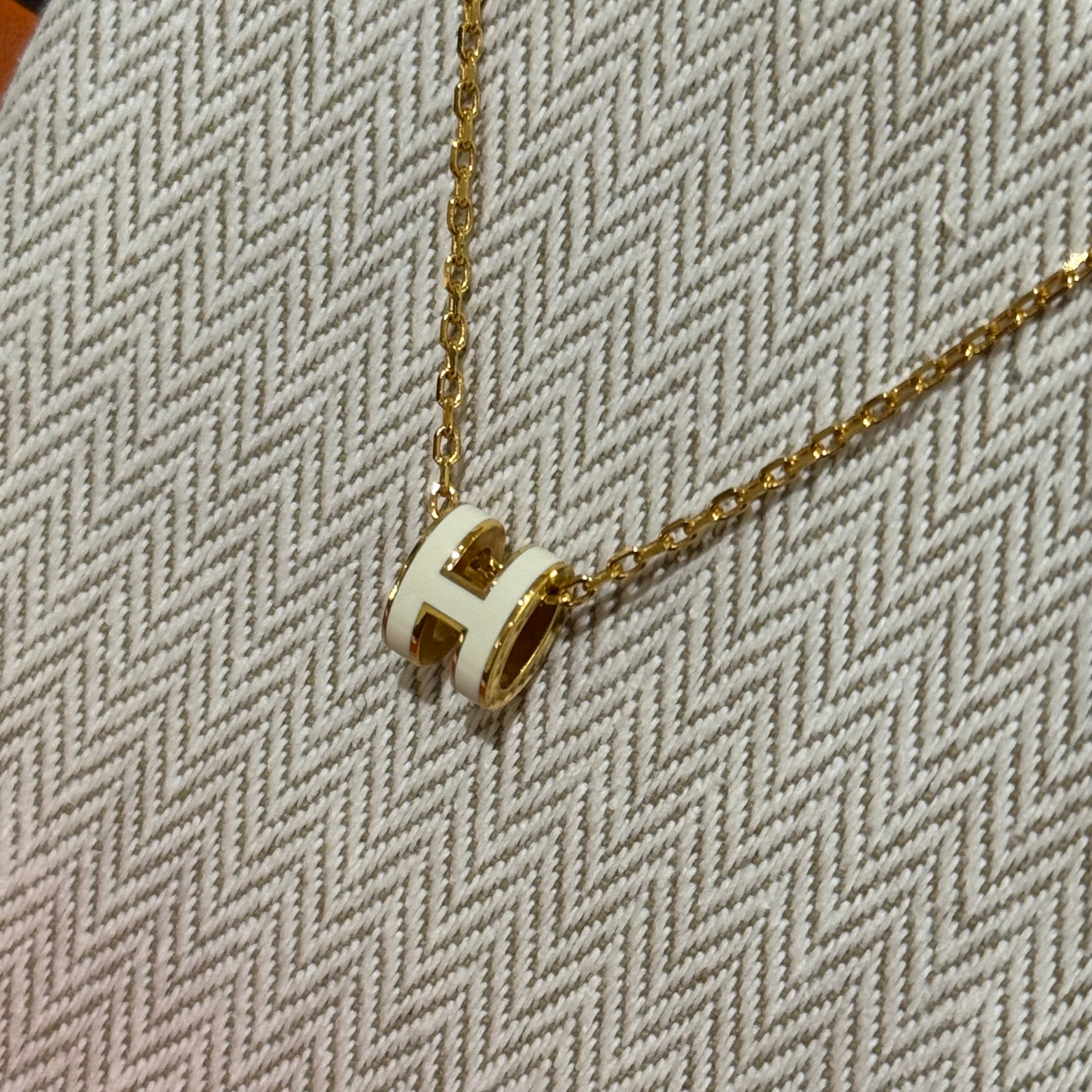 HERMES MINI POP H NECKLACE WHITE WITH ROSE GOLD