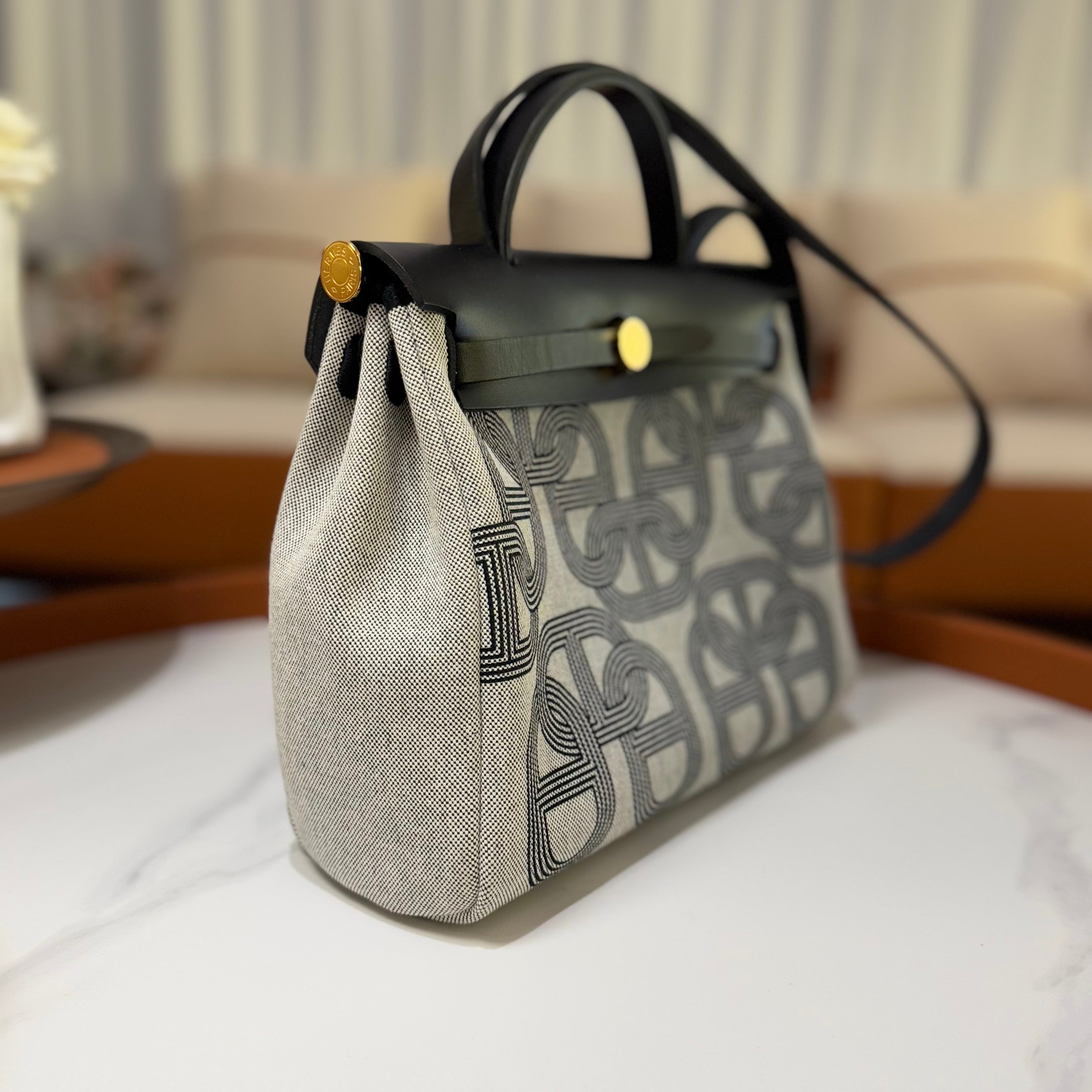 HERMES HERBAG 31 CANVAS BAG STAMP U