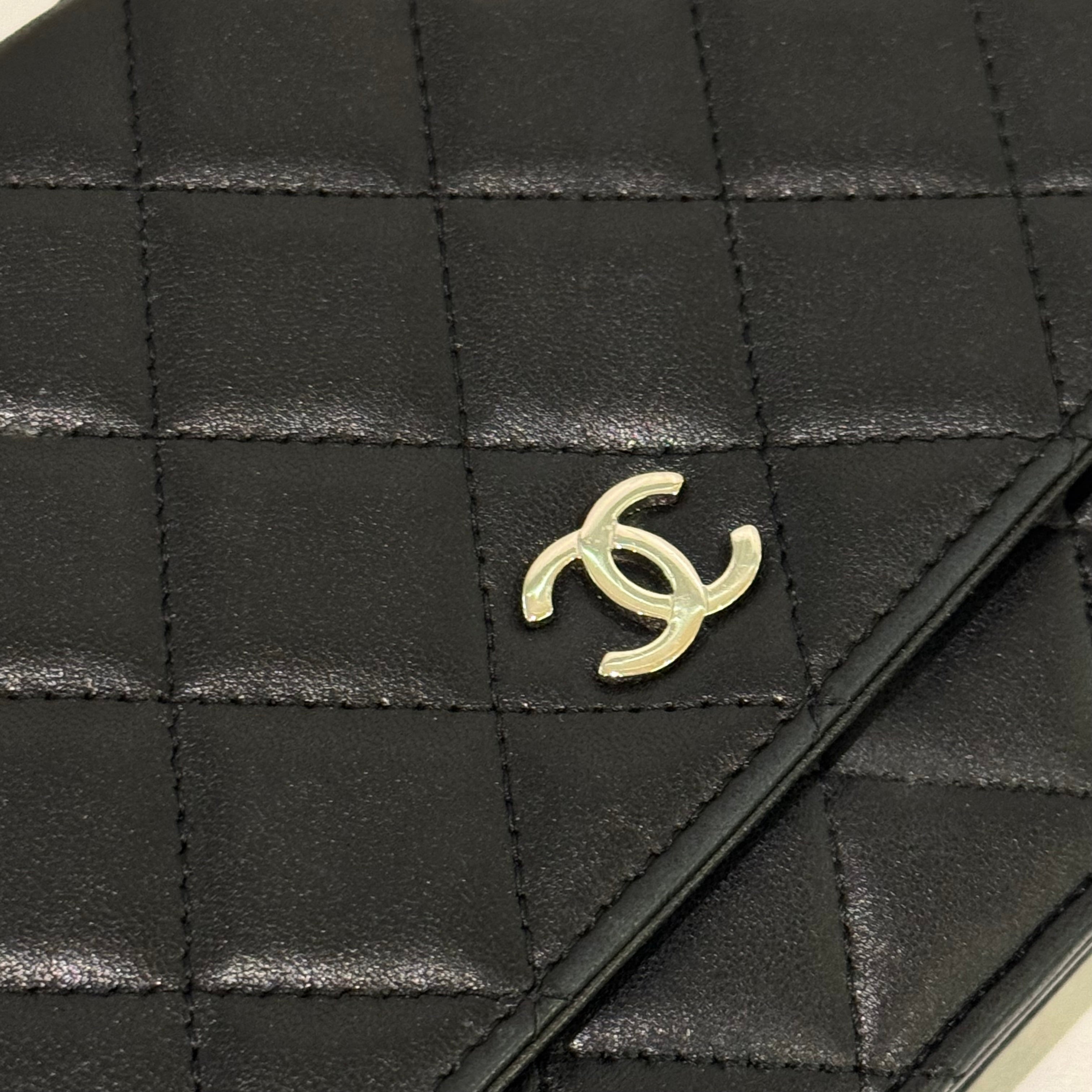 CHANEL CLASSIC WALLET ON CHAIN GRAINED CALFSKIN BLACK