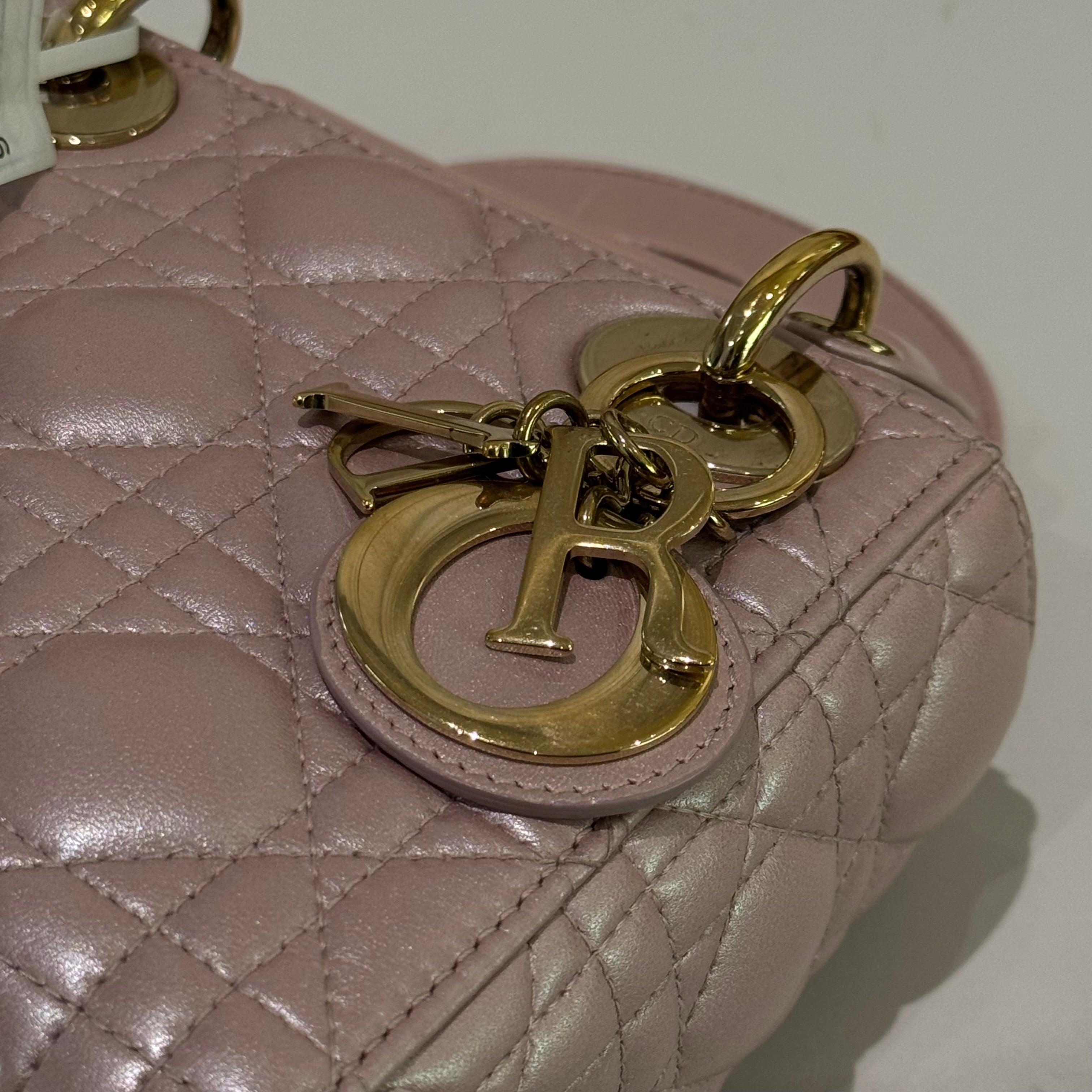 DIOR LADY DIOR SMALL PEARLESCENT PINK (3-GUSSET)