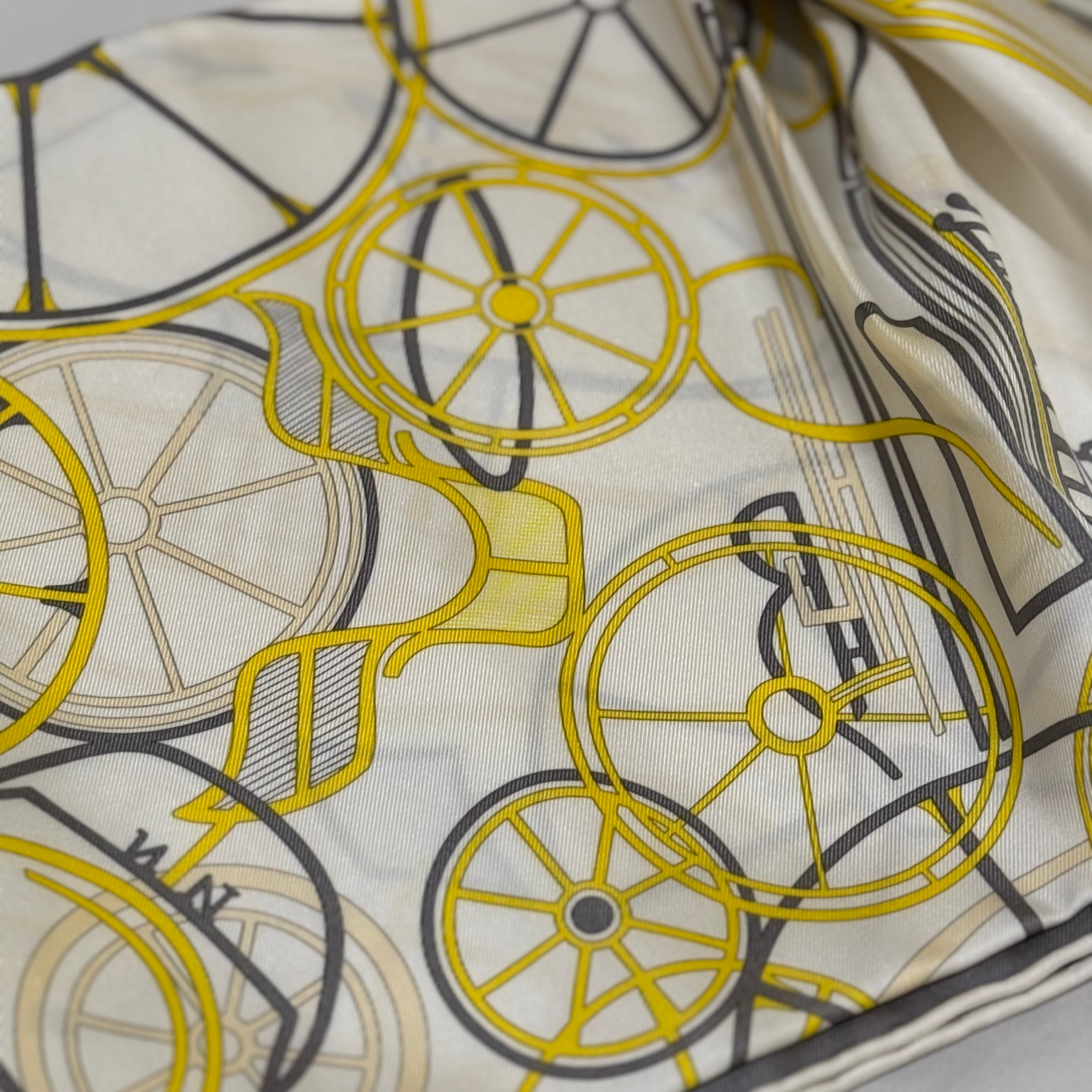 HERMES CARRE TWILL BLANC SILK SCARF