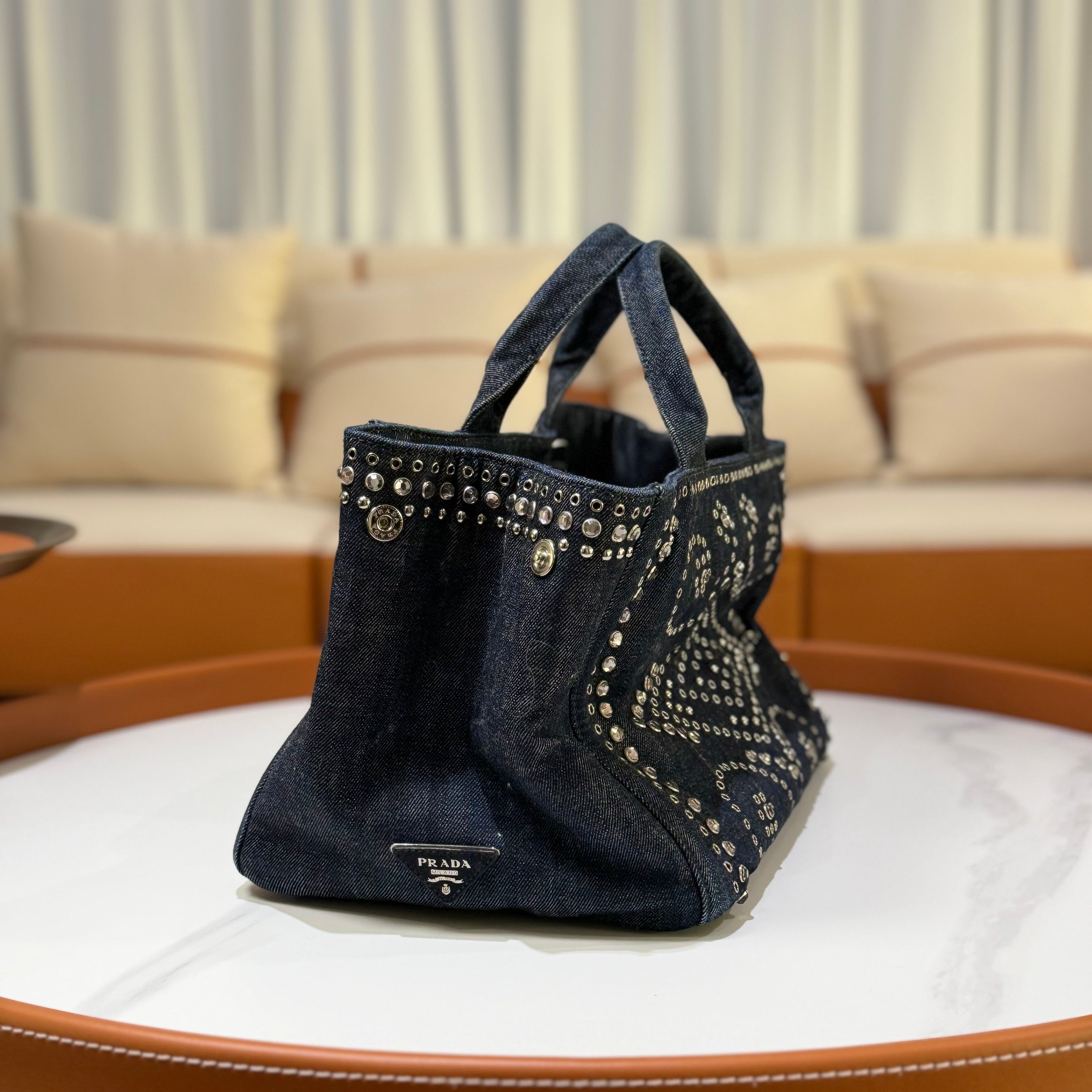 PRADA VINTAGE TOTE BAG CAPANA