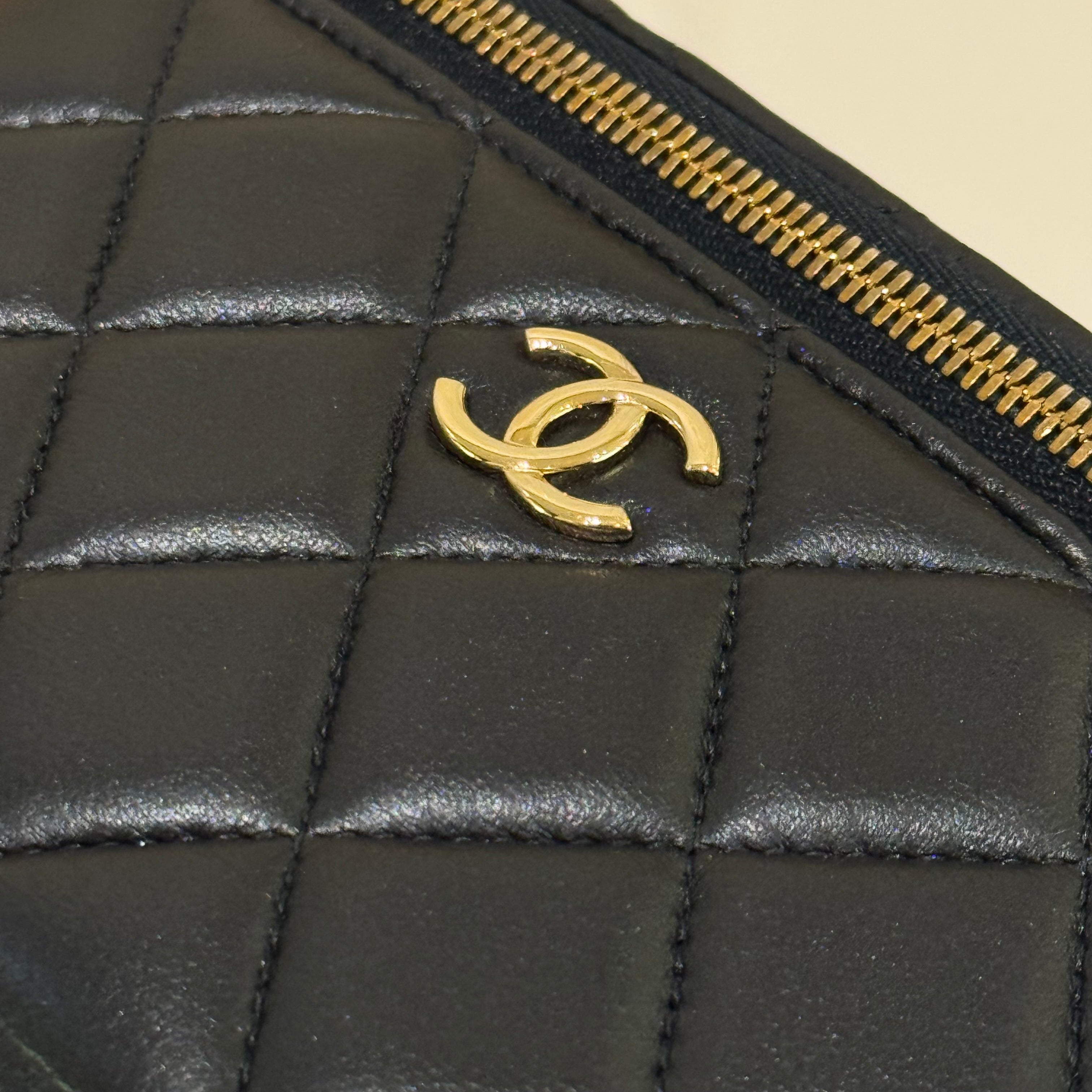 CHANEL VANITY CASE WITH HANDLE DARK BLUE LAMBSKIN