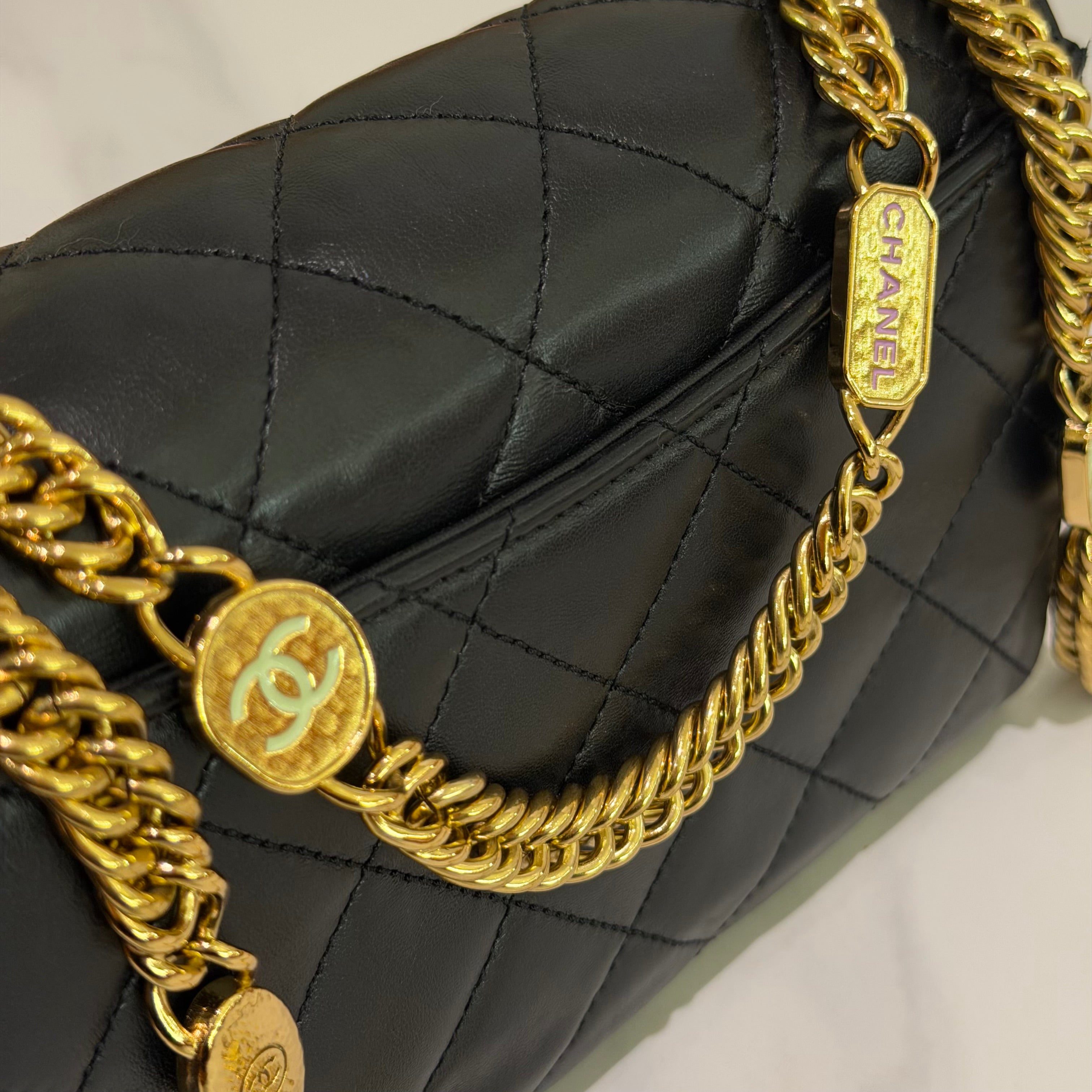 Chanel Black Enamel Chain Shoulder Bag with Gold Hardware (Chip Model)