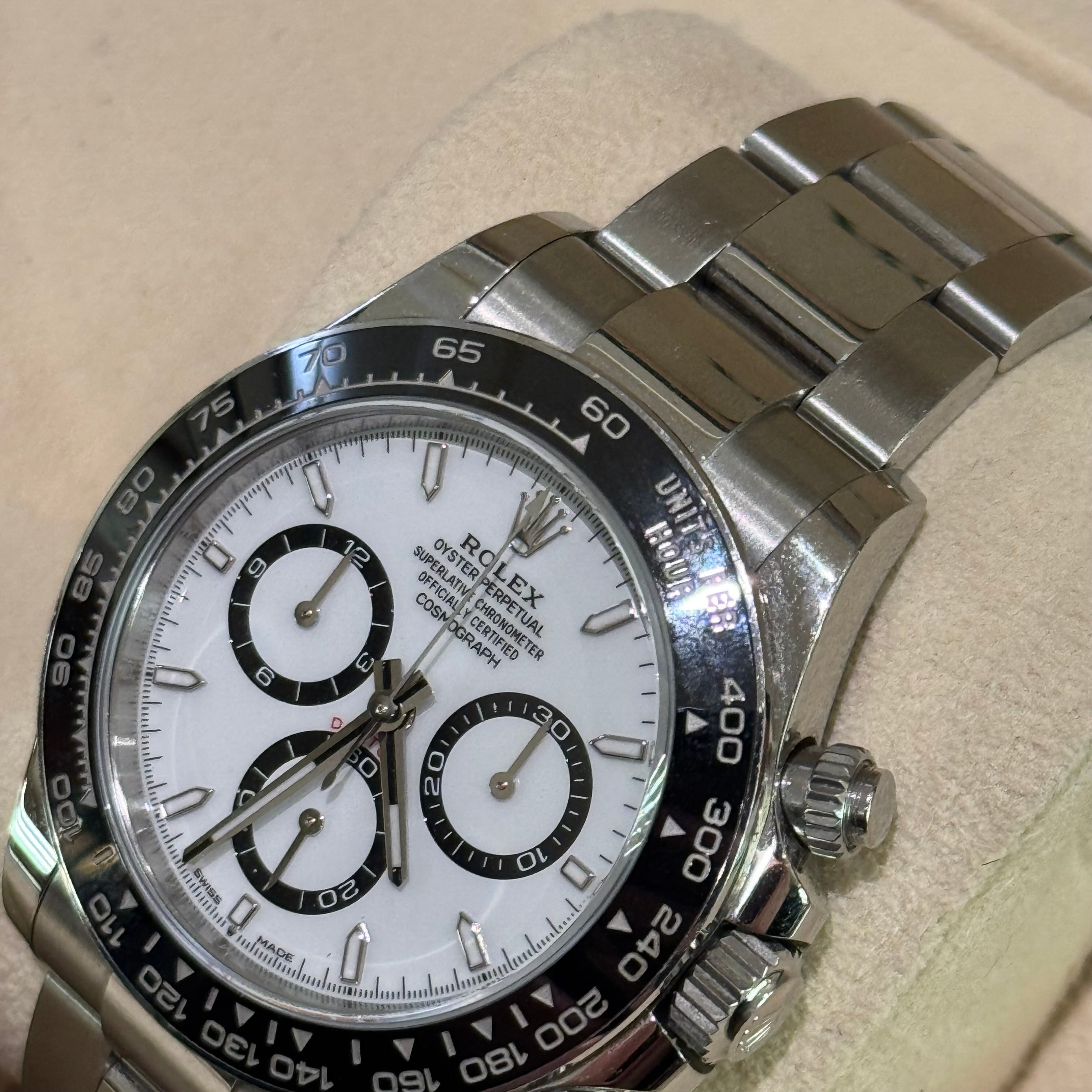 ROLEX OYSTER PERPETUAL COSMOGRAPH DAYTONA 126500LN