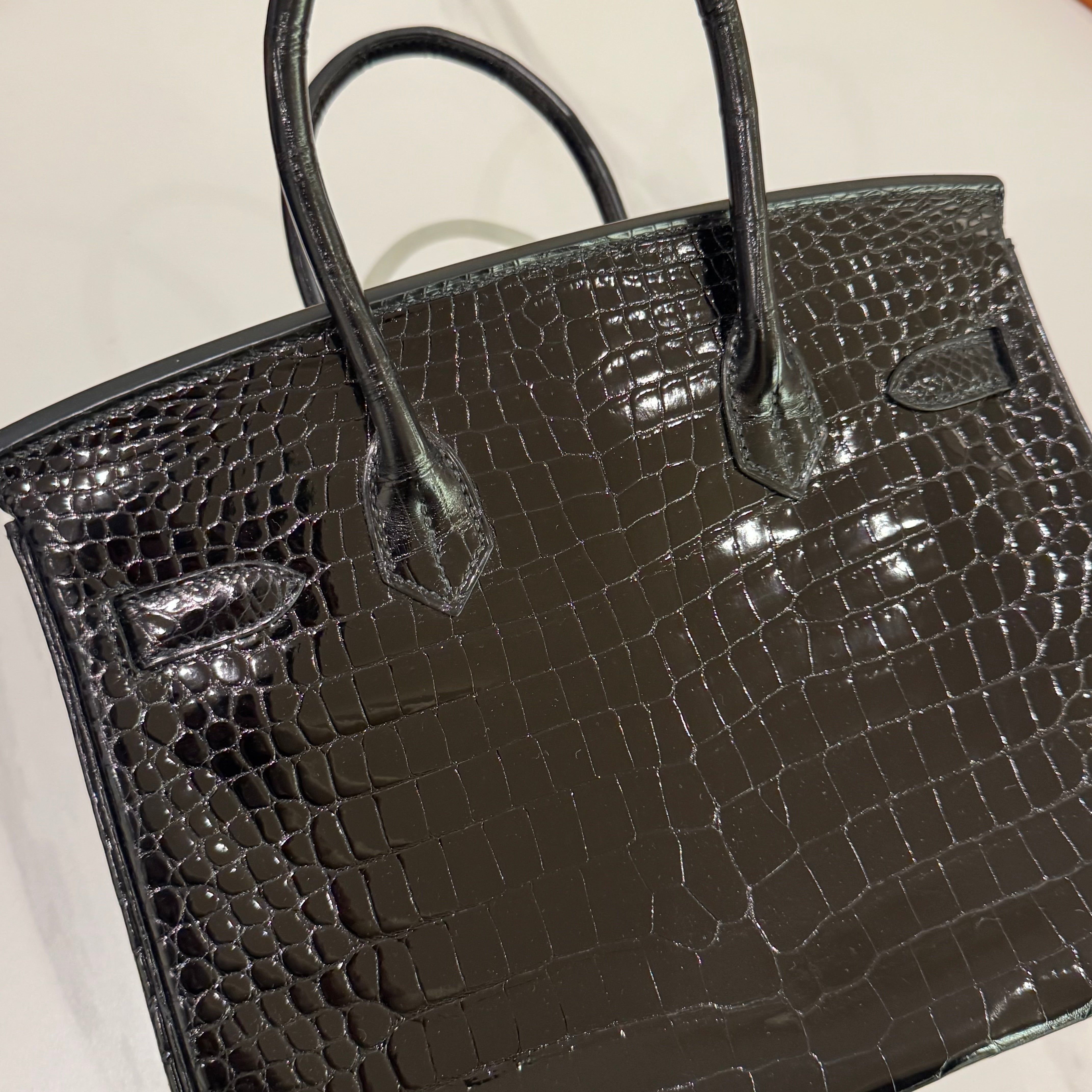 HERMÈS BIRKIN 30 BLACK SHINY CROCODILE GOLD HARDWARE X STAMP