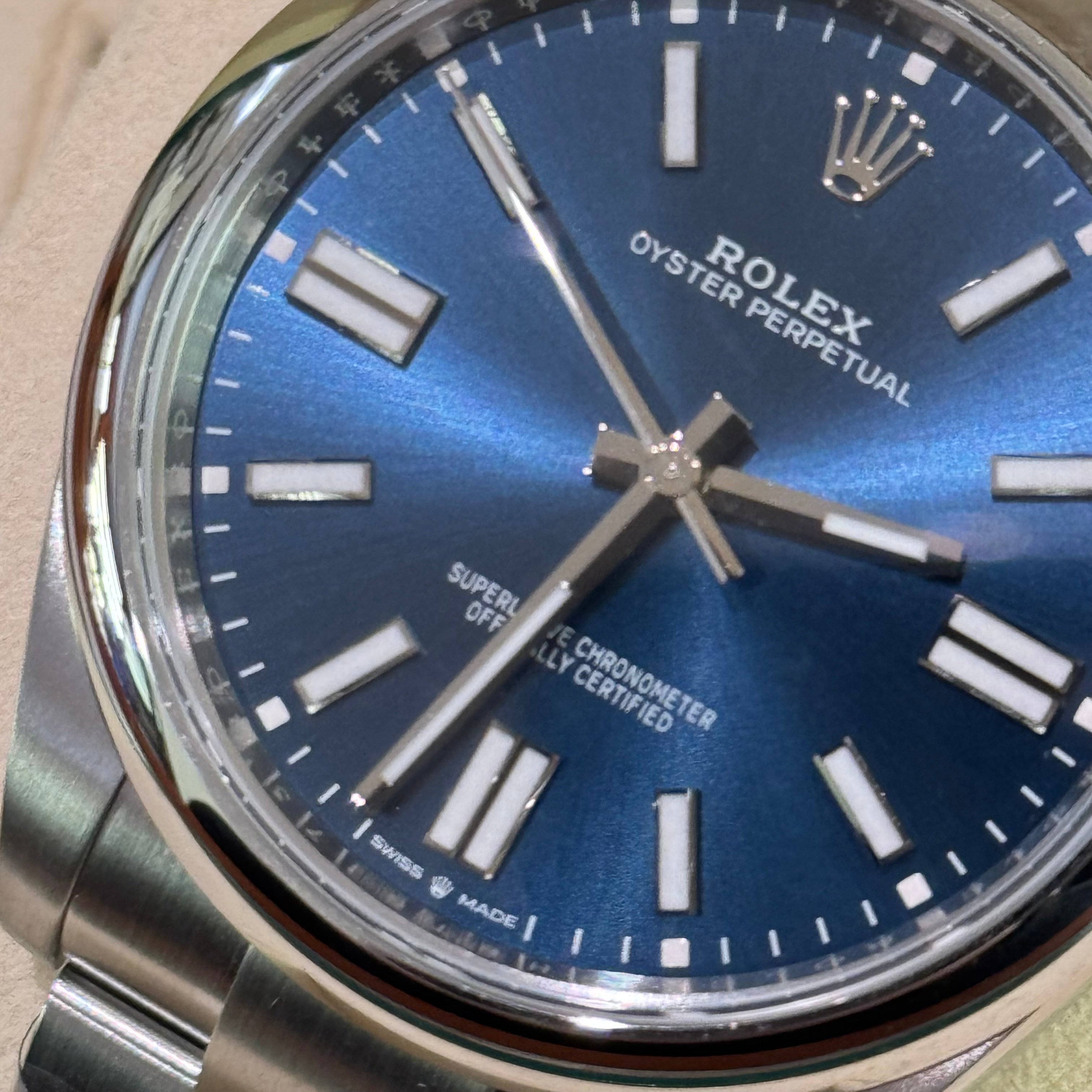 ROLEX OYSTER PERPETUAL 124300 BLUE DIAL