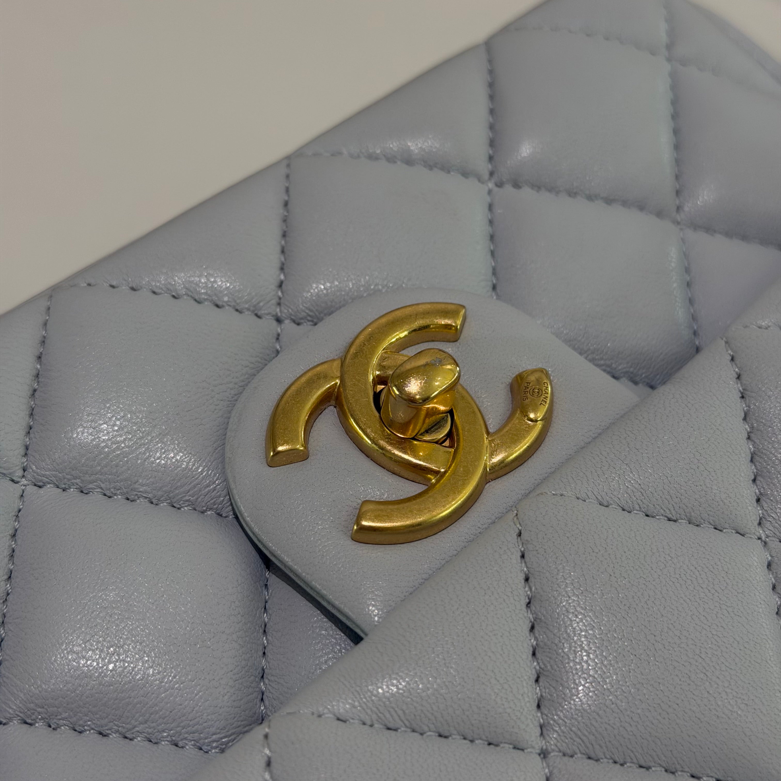 Chanel 24P Light Blue Mini Flap Bag with Pearl Chain and Gold Hardware (Chip Model) | CHANEL
