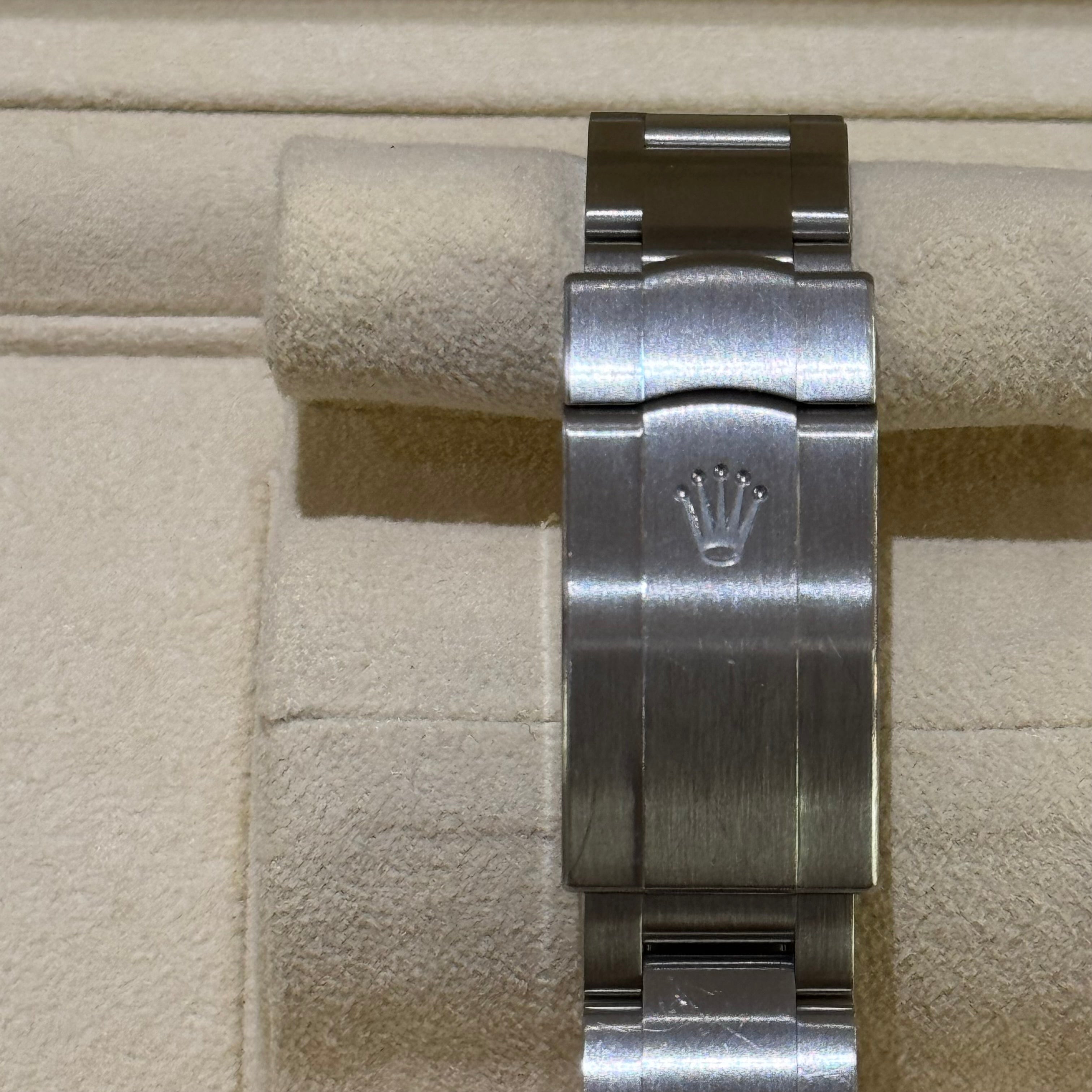 ROLEX OYSTER PERPETUAL 124200 LADY DATEJUST