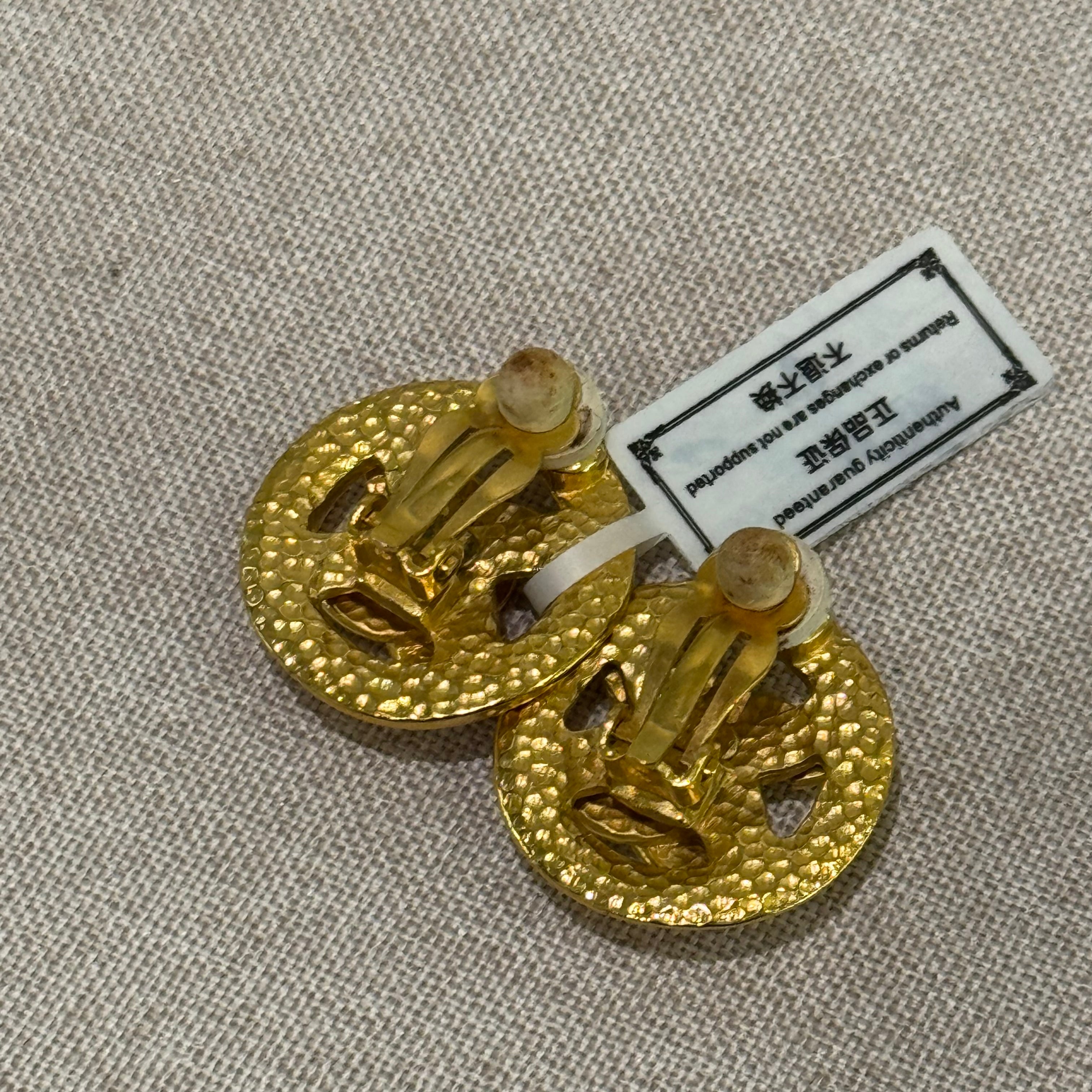CHANEL VINTAGE DOUBLE C HOOP CLIP-ON EARRINGS