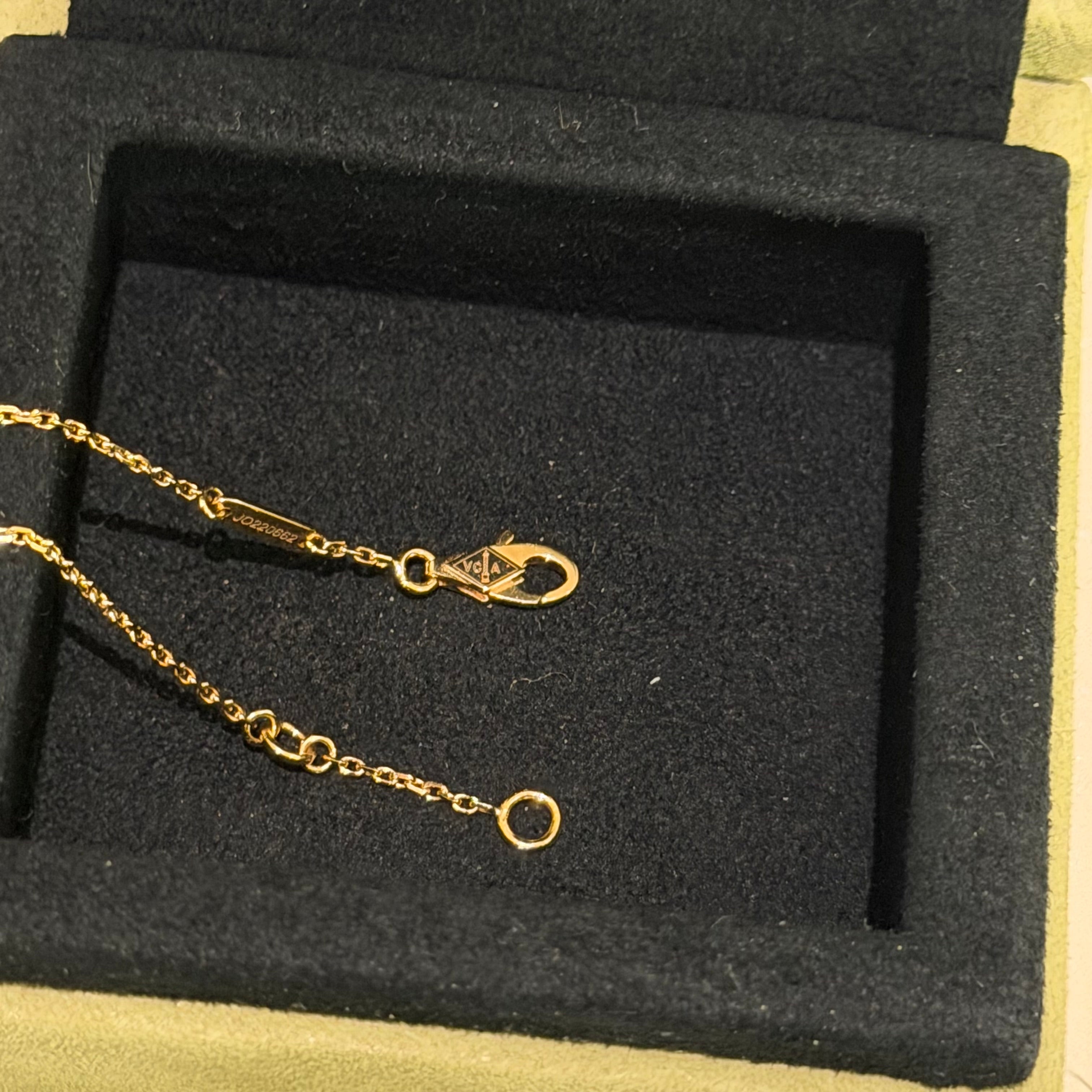 Van Cleef & Arpels Alhambra Small White Mother-of-Pearl 18K Gold Bracelet