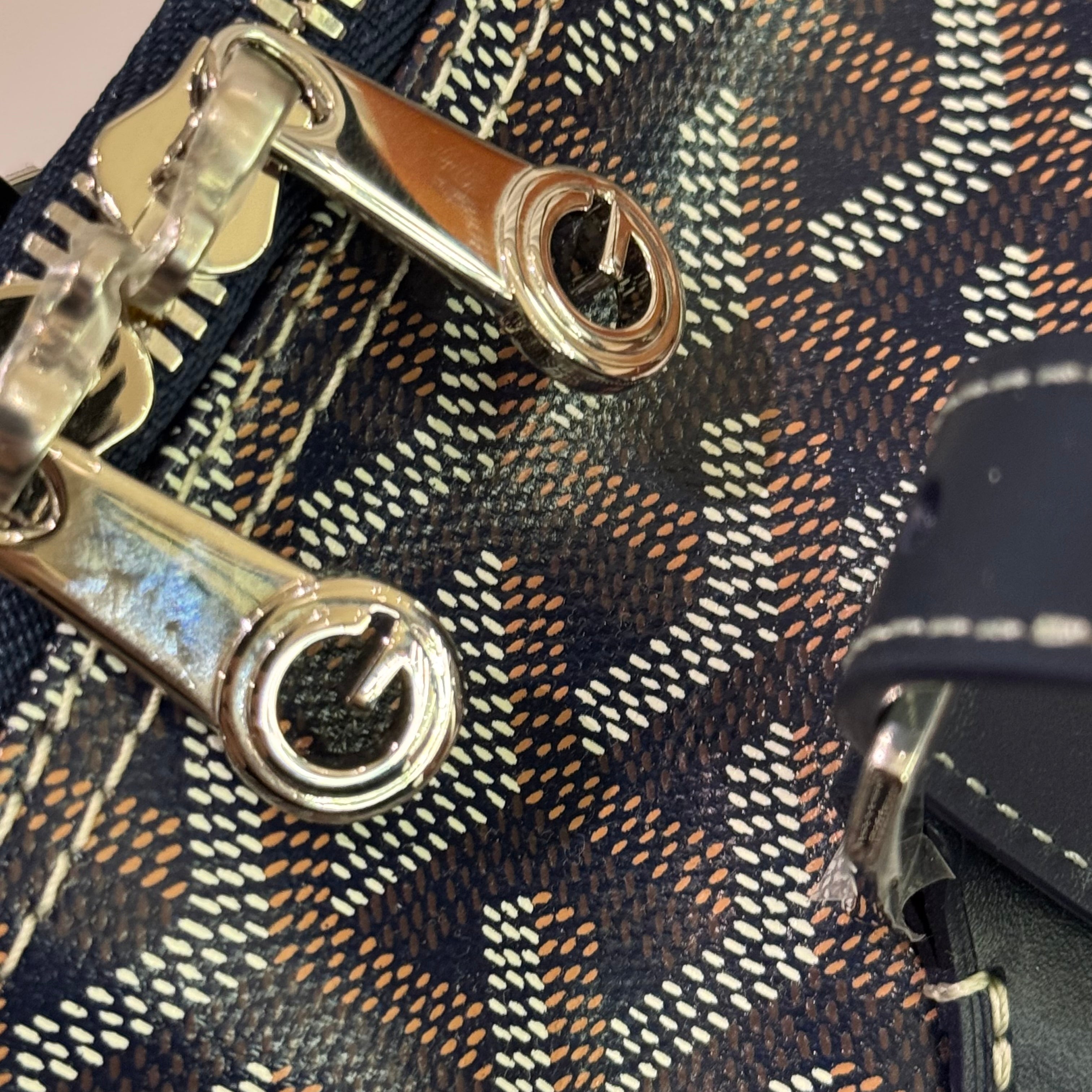 GOYARD BOSTON 50 TRAVEL BAG (PART STICKERS, BRAND NEW)