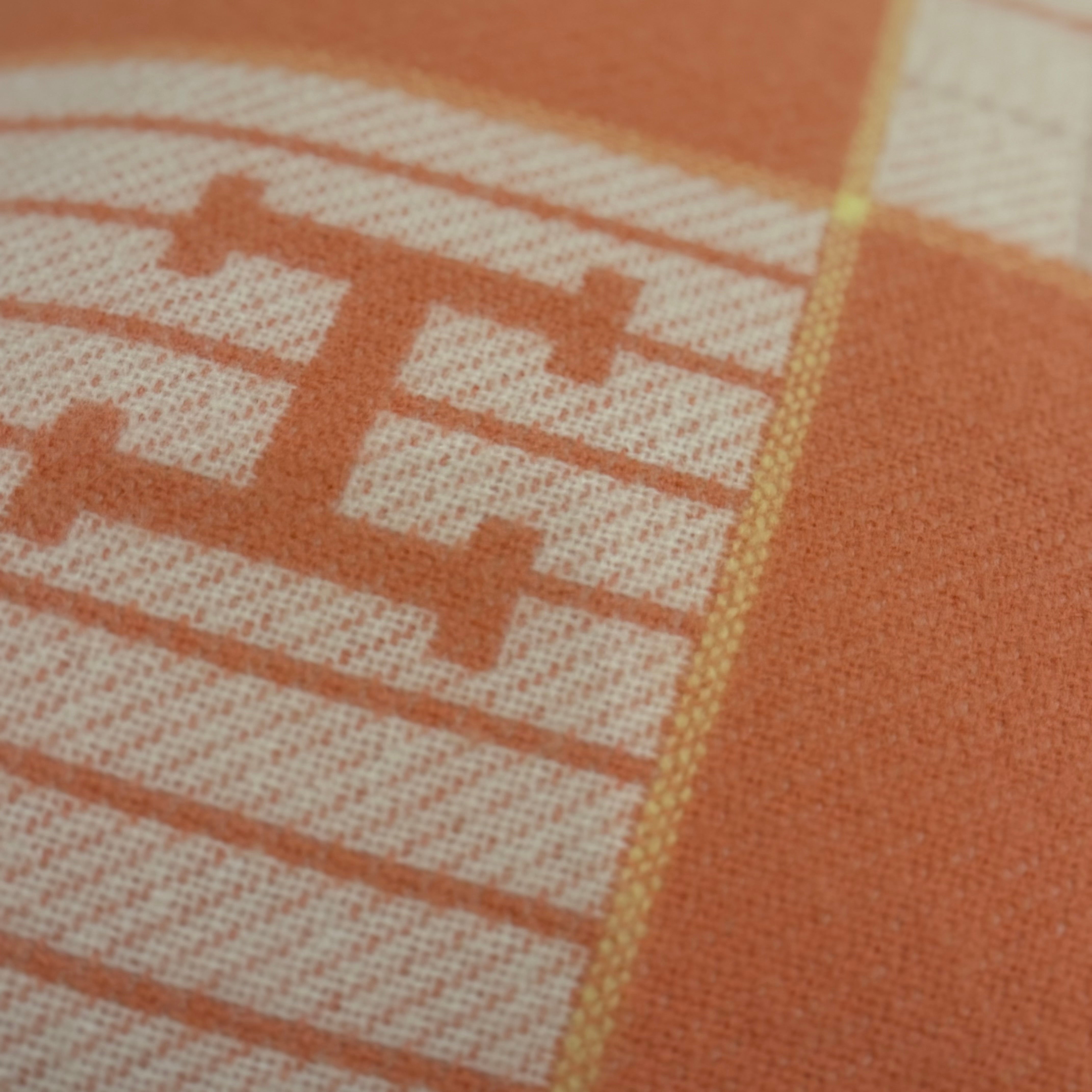 HERMÈS AVALON CABRIOLE PINK WOOL CUSHION