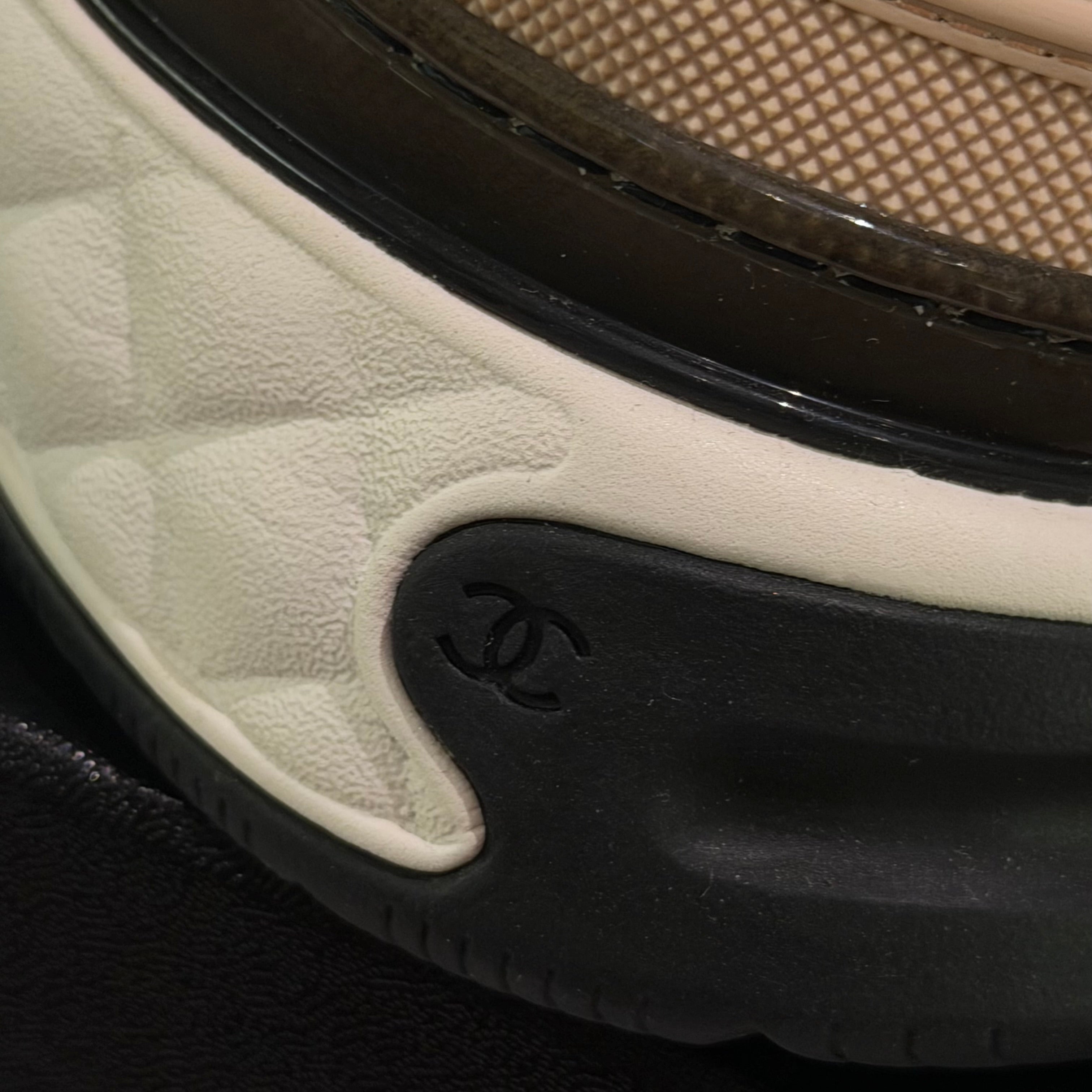 CHANEL White & Pink Casual Sneakers with Gold Logo