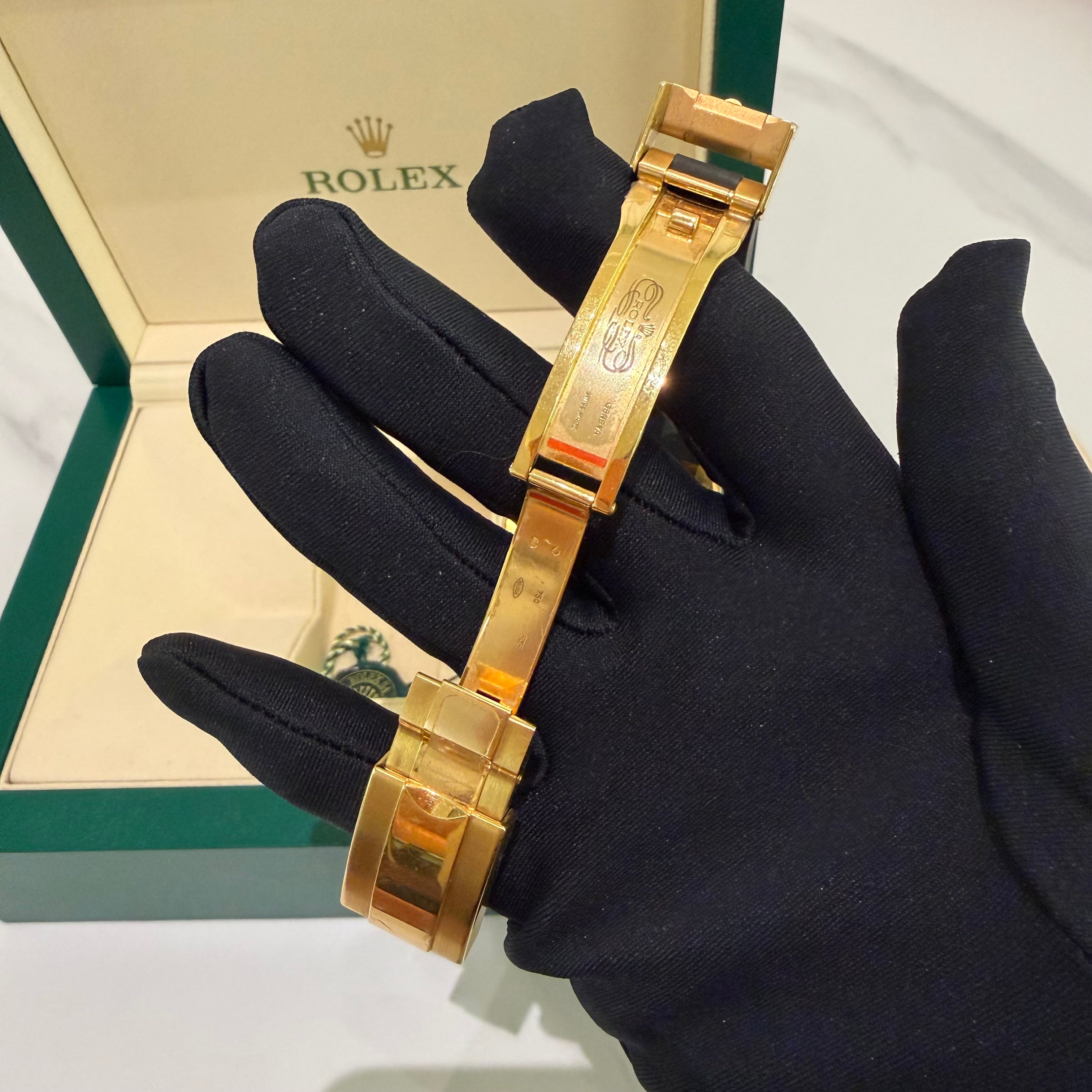 Rolex Daytona 116518LN Oysterflex “Yuwen Le” Yellow Gold