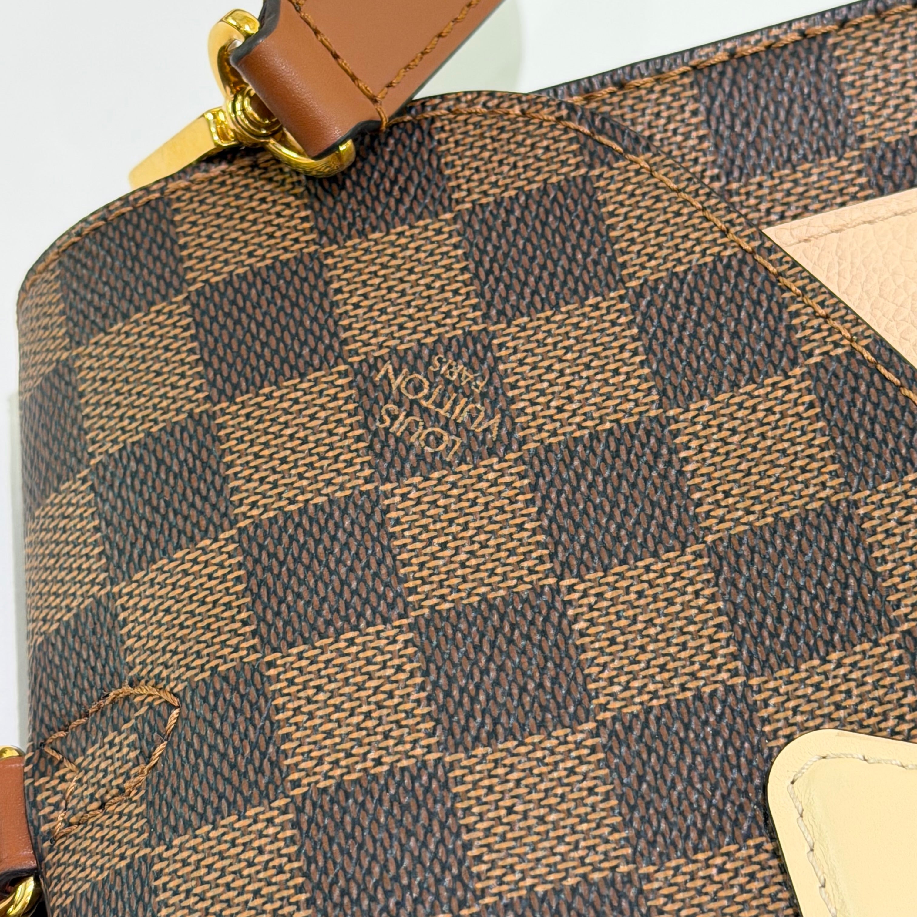 LOUIS VUITTON BEAUMARCHAIS CLASSIC DAMIER EBENE LEATHER TOP HANDLE SHOULDER BAG