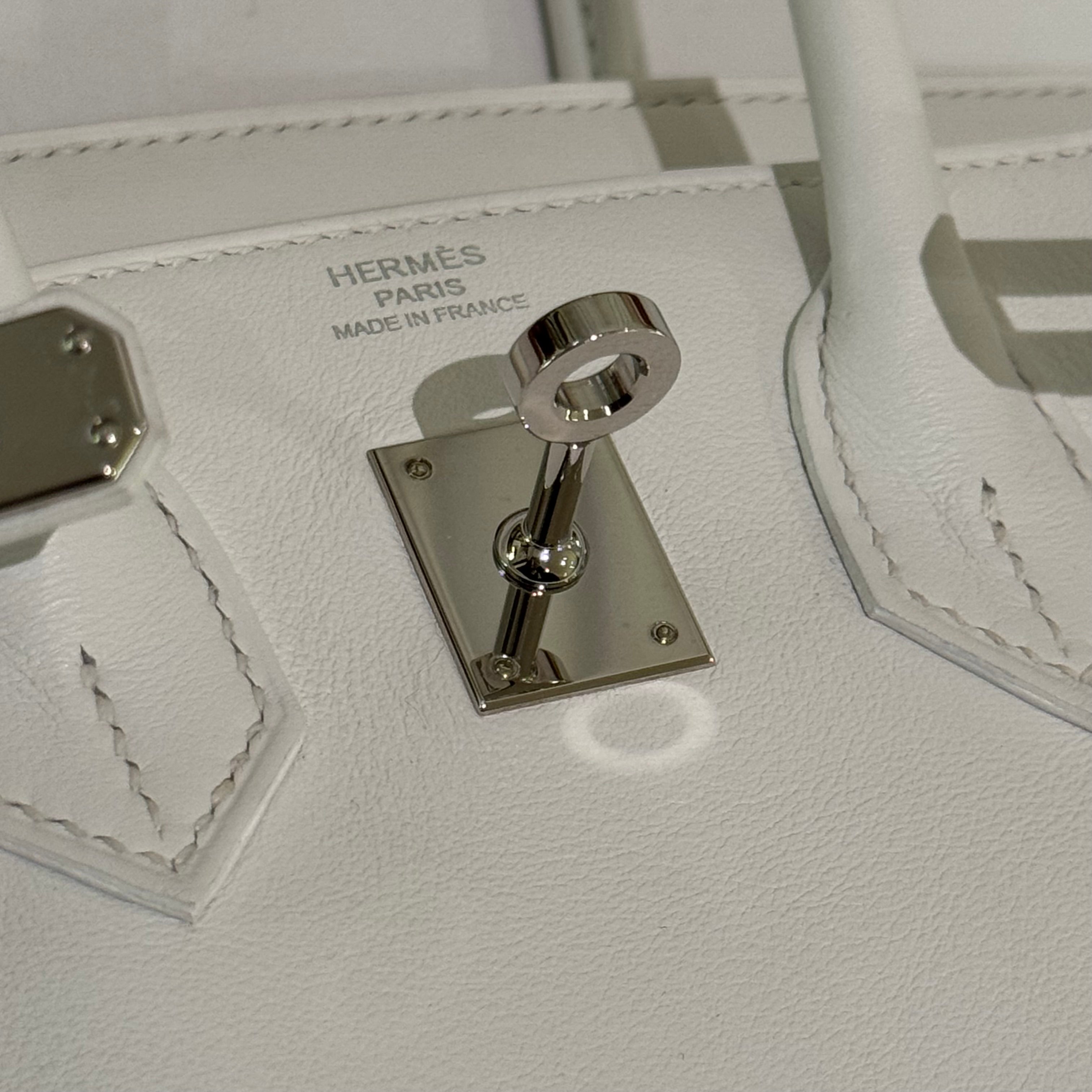HERMÈS BIRKIN 25 WHITE SWIFT LEATHER WITH PALLADIUM HARDWARE STAMP B