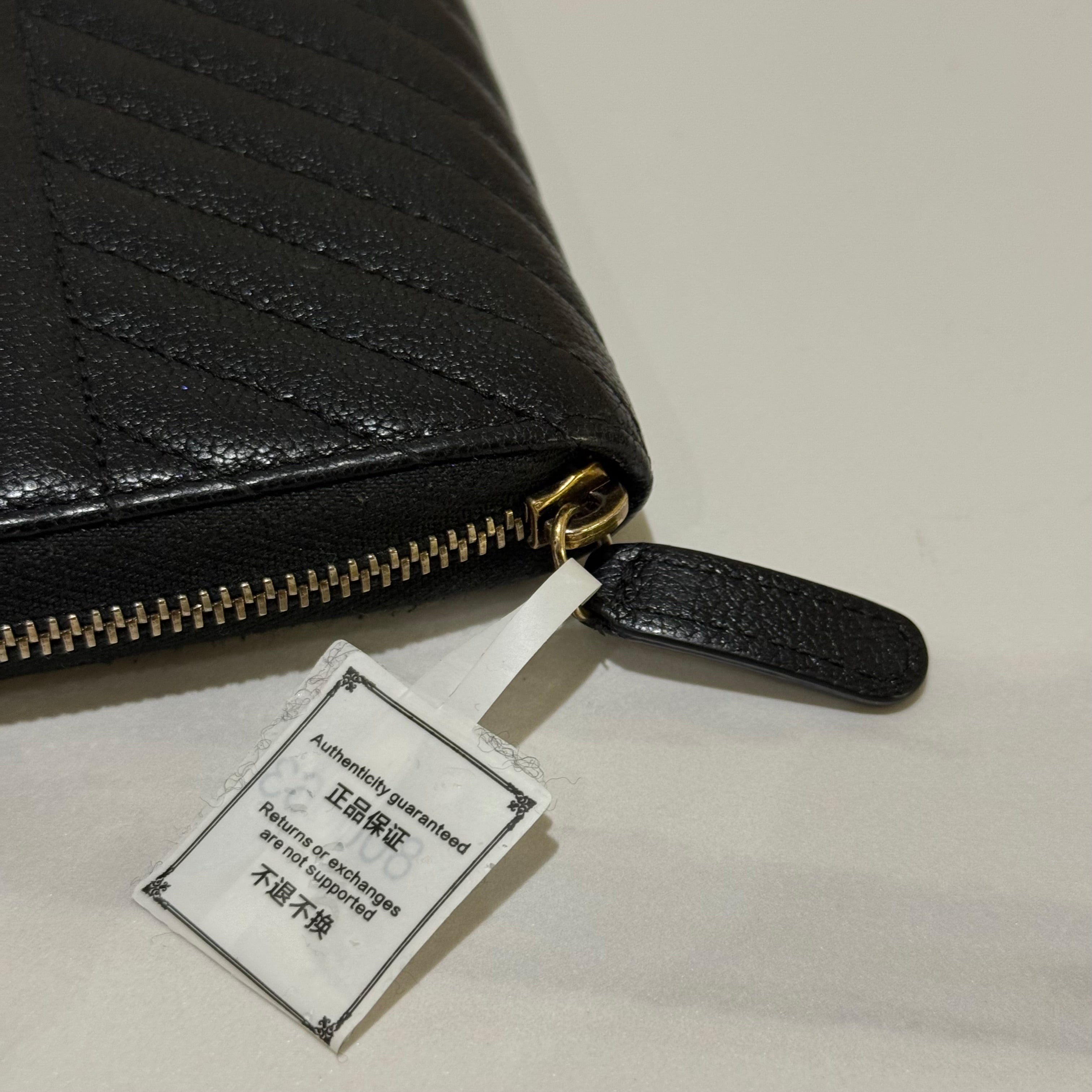 CHANEL MEDIUM ZIP WALLET BLACK WITH GOLD HARDWARE