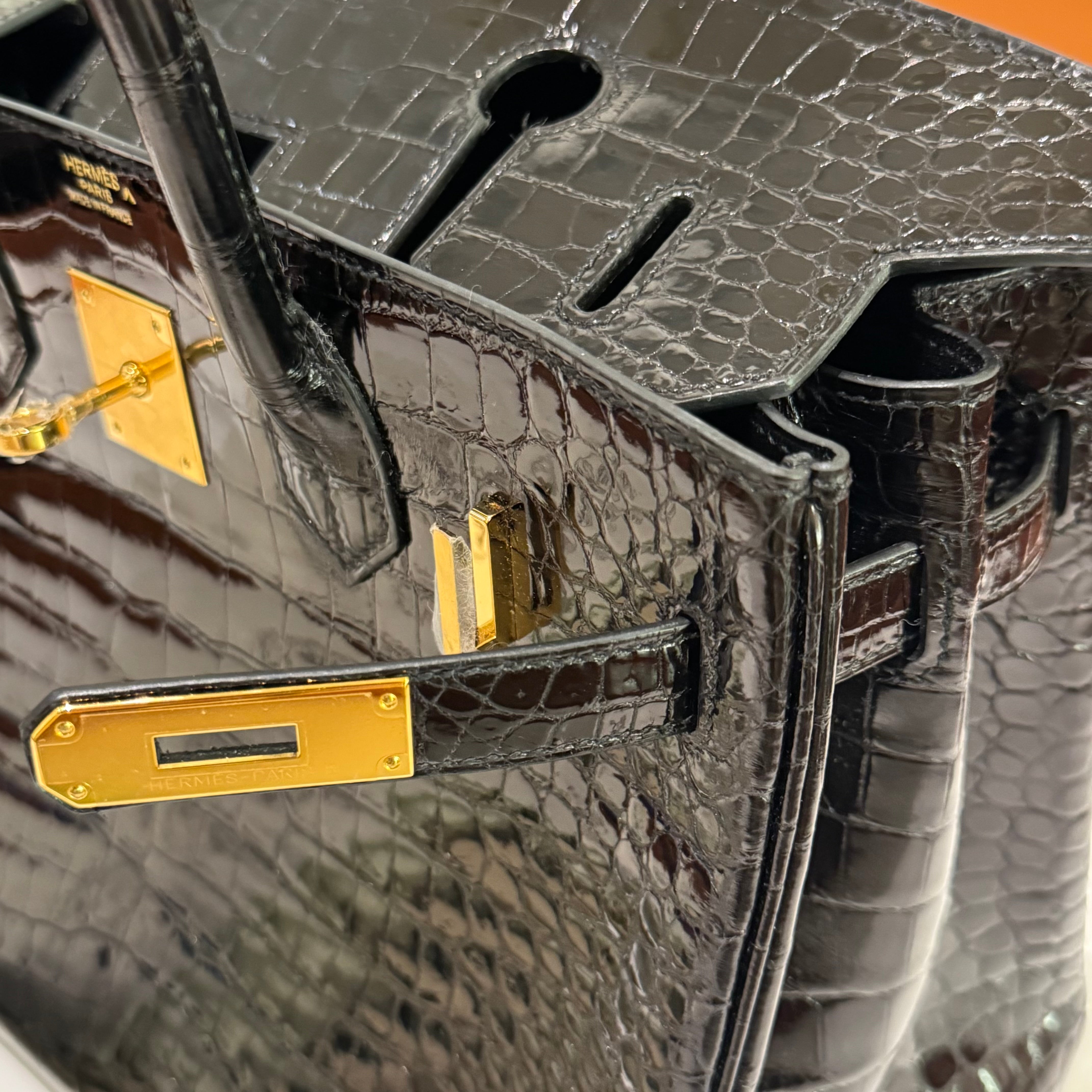HERMÈS BIRKIN 30 BLACK SHINY CROCODILE GOLD HARDWARE X STAMP