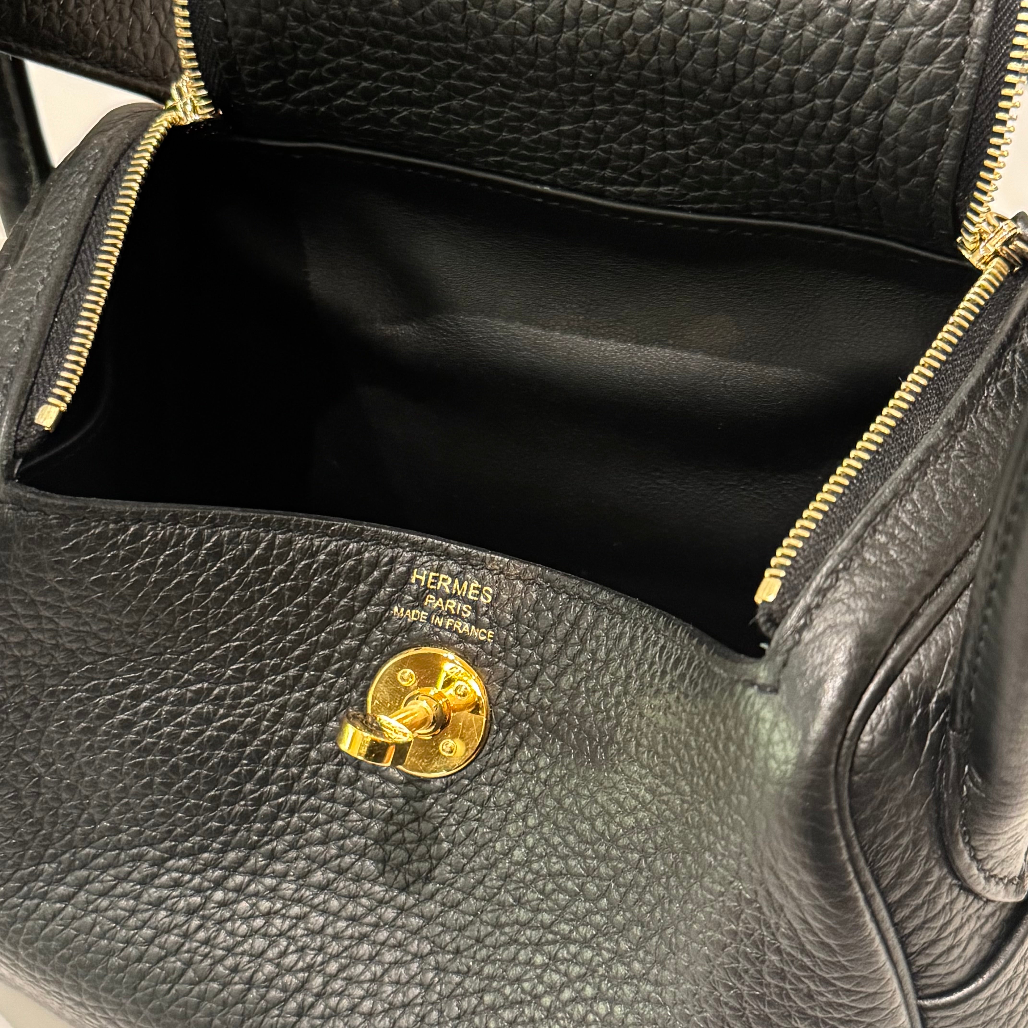 HERMÈS MINI LINDY 19 BLACK TC LEATHER WITH GOLD HARDWARE STAMP B