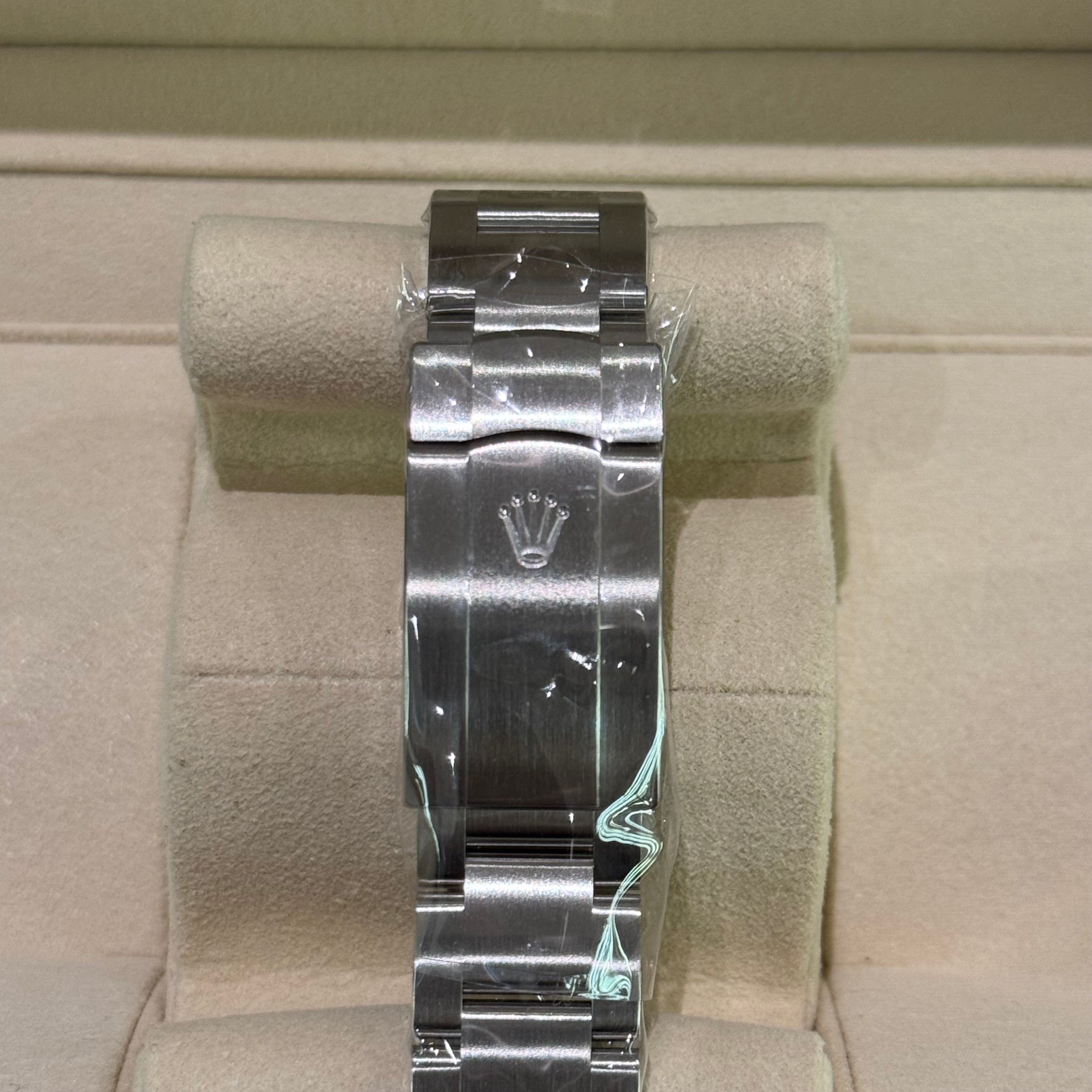 ROLEX OYSTER PERPETUAL 124300 BLUE DIAL