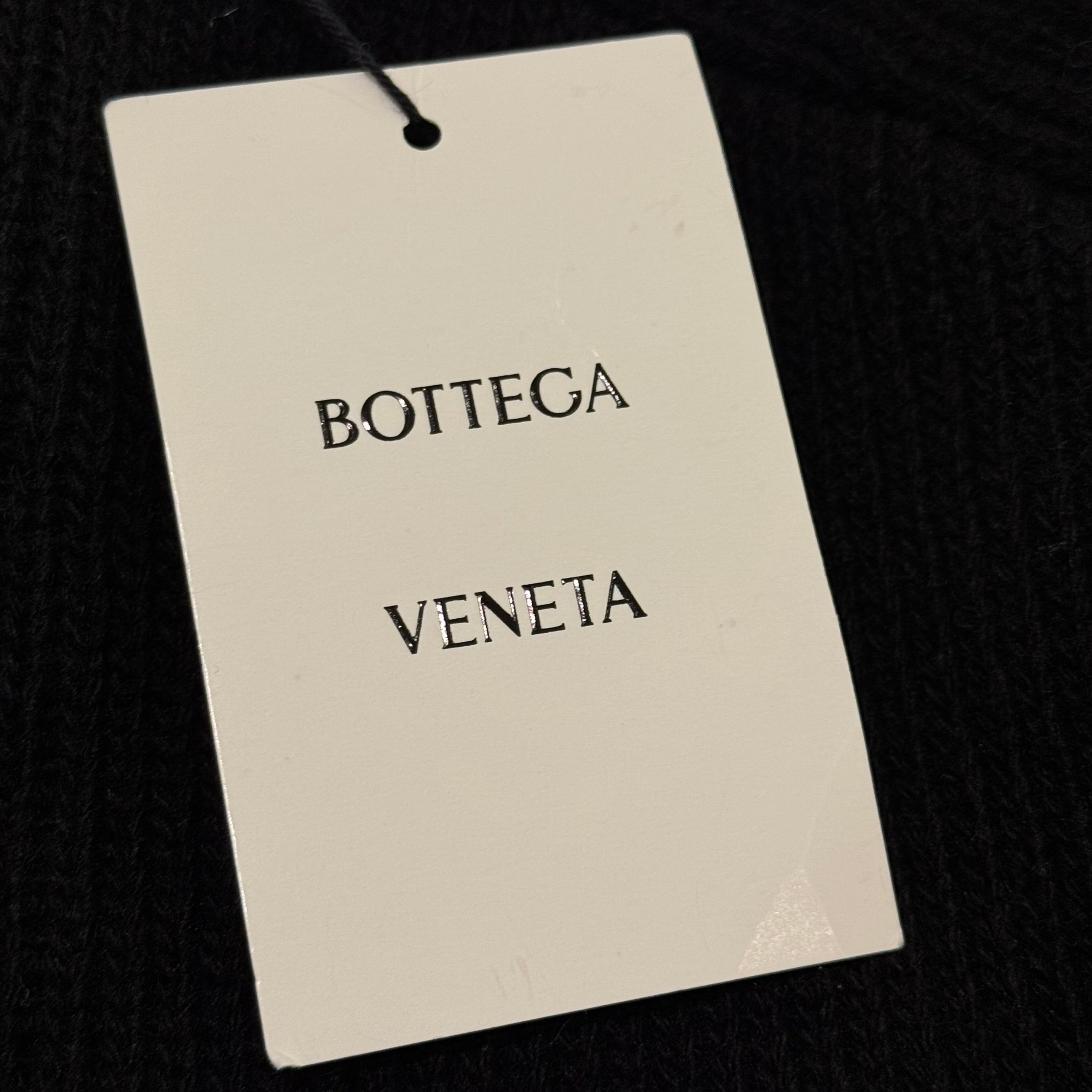 BOTTEGA VENETA BLACK KNIT SWEATER – BRAND NEW